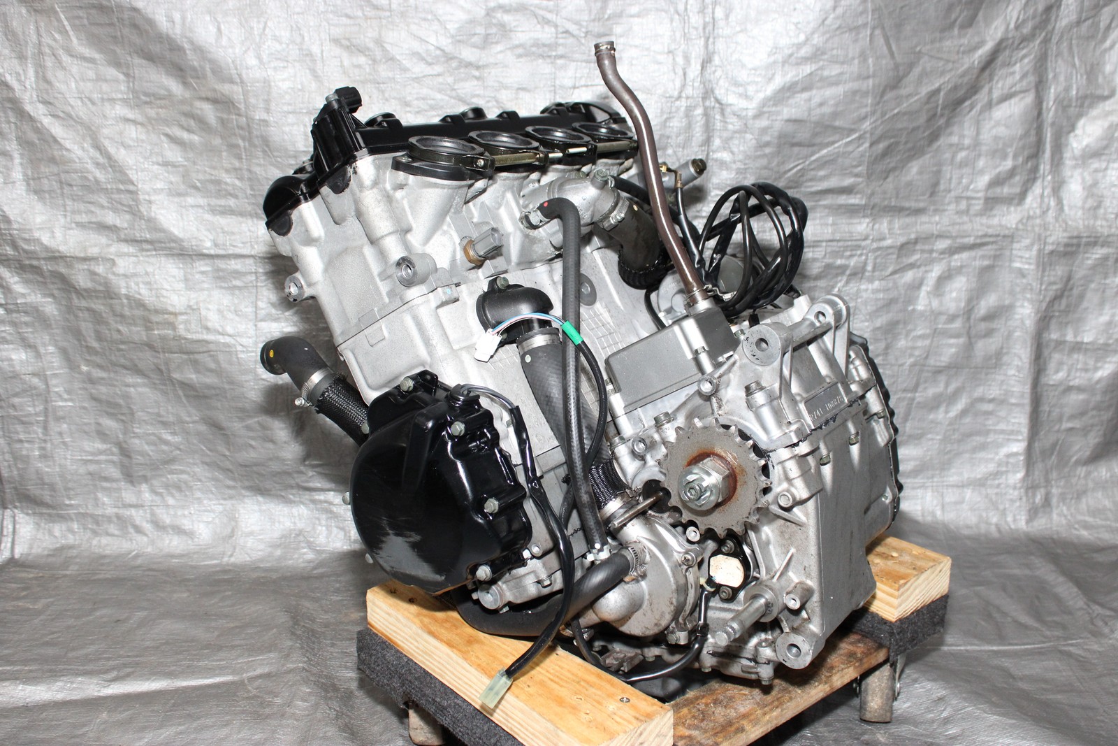 2004-2005 Suzuki Gsxr750 Engine Motor RUNNING MOTOR OEM 2004-2005 Suzuki Gsxr750 Engine Motor RUNNING MOTOR OEM