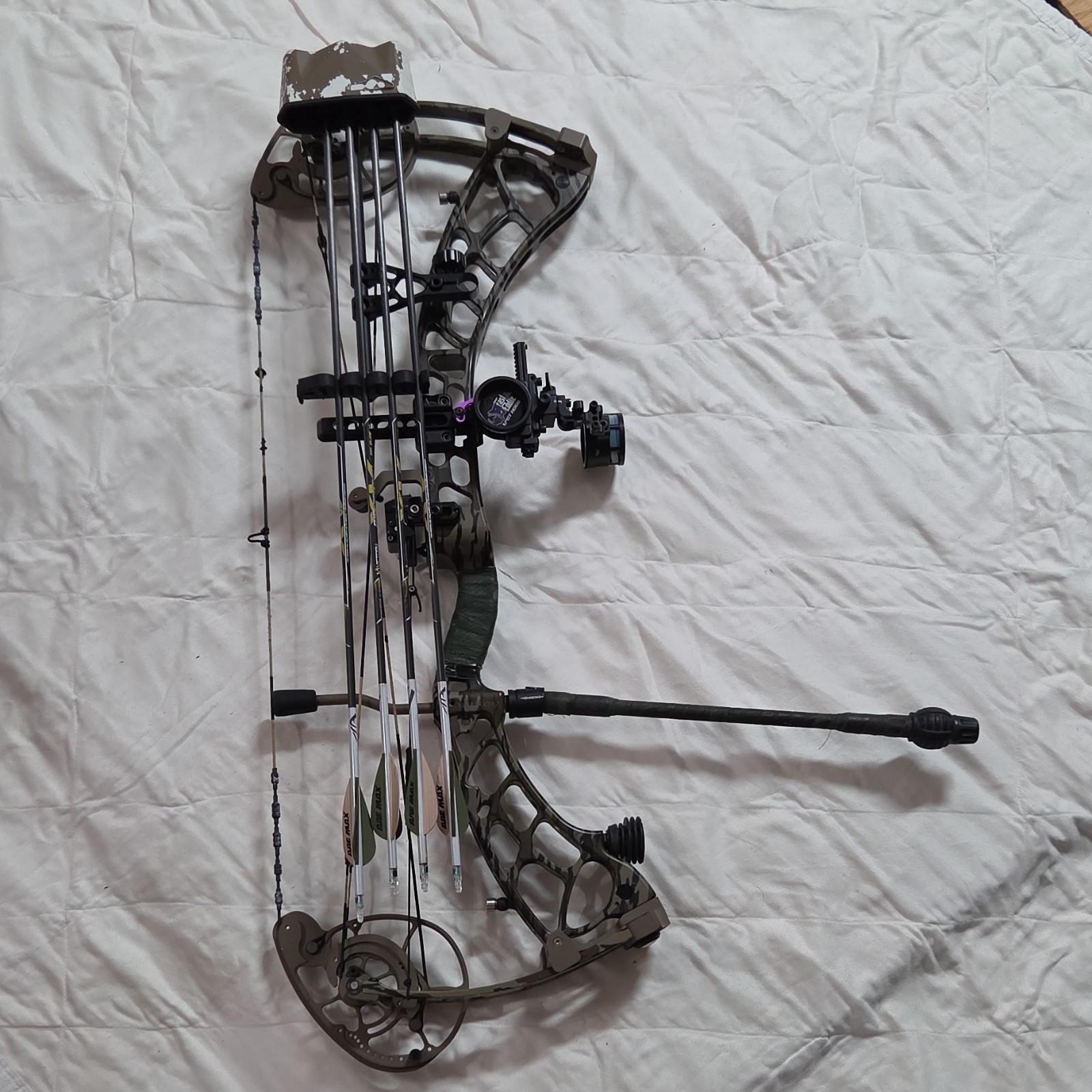 Xpedition Xlite 31 , 70lb Xpedition Xlite 31 , 70lb