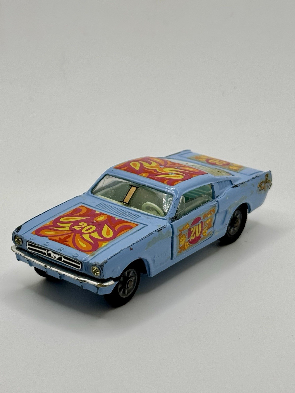 Corgi Toys 348 Ford Mustang Fastback 2+2 Flower Power made in Great Britain