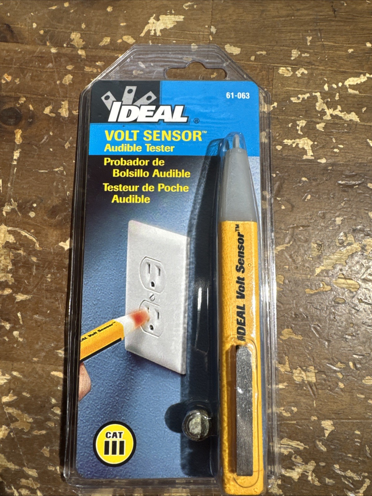 IDEAL INDUSTRIES 131-61-063 VOLT SENSOR POCKET TESTER IDEAL INDUSTRIES 131-61-063 VOLT SENSOR POCKET TESTER