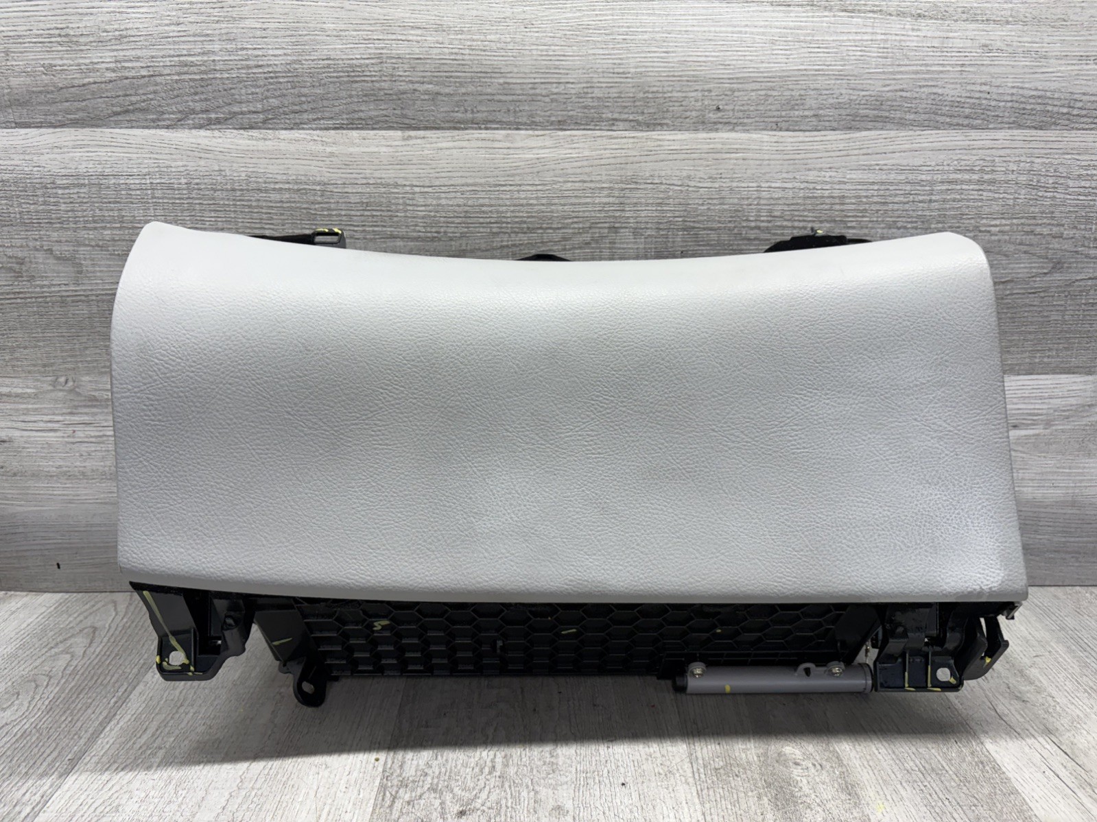 2007 Lexus LS460 Dash glove Box Compartment Storage OEM color grey ((1))