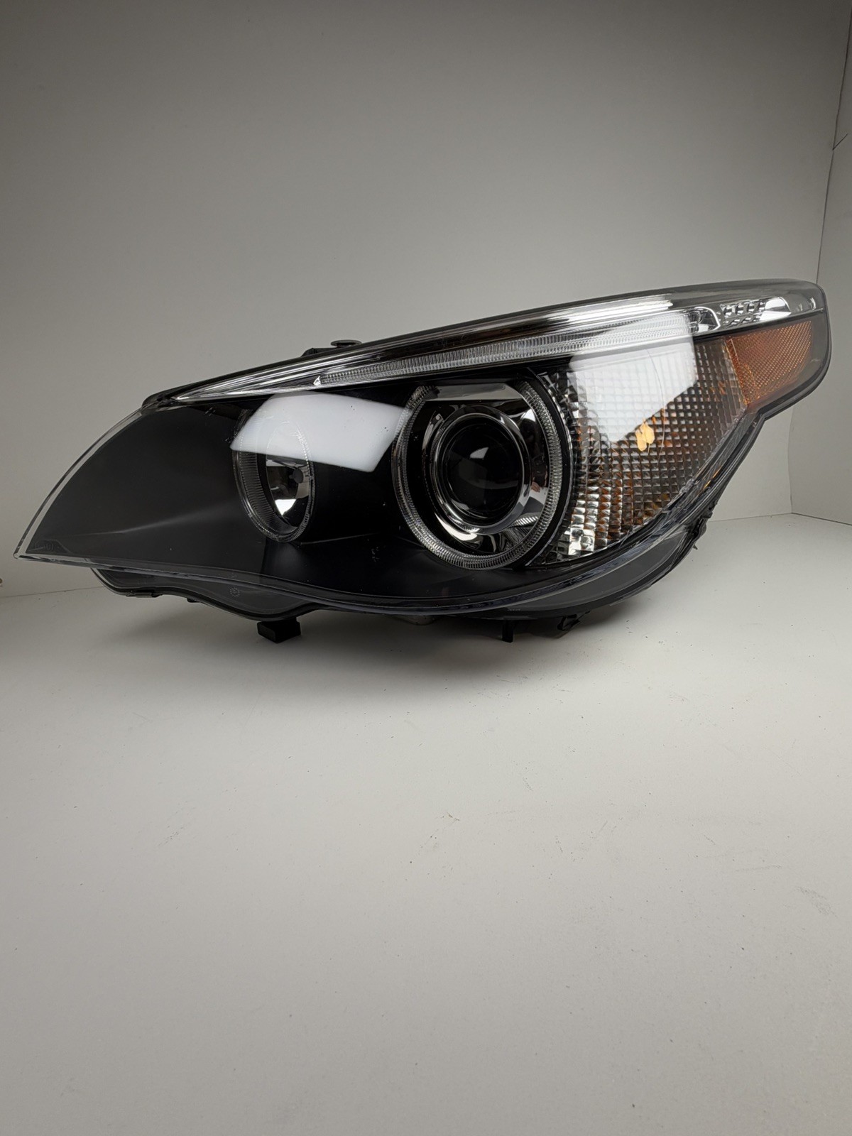 2004-2006 BMW 5-Series XENON HID Headlight Lamp left DRIVER 