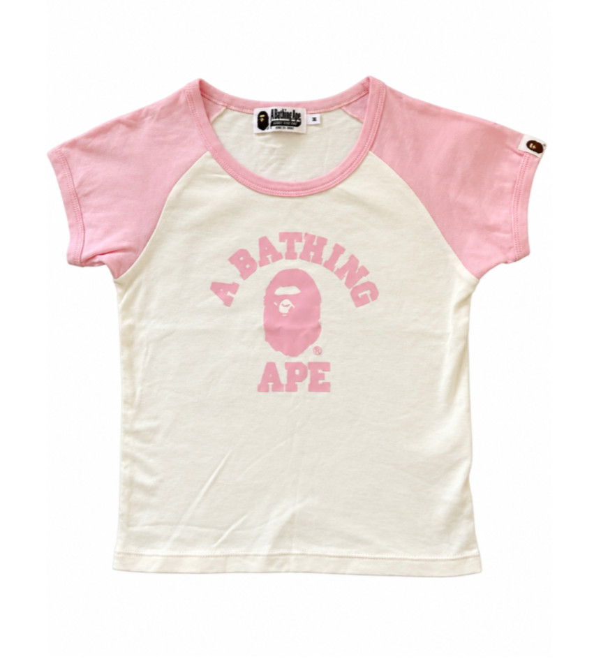 A BATHNIG APE Ladies\' COLLEGE RAGLAN CROPPED TEE 1M30209316 /Japan