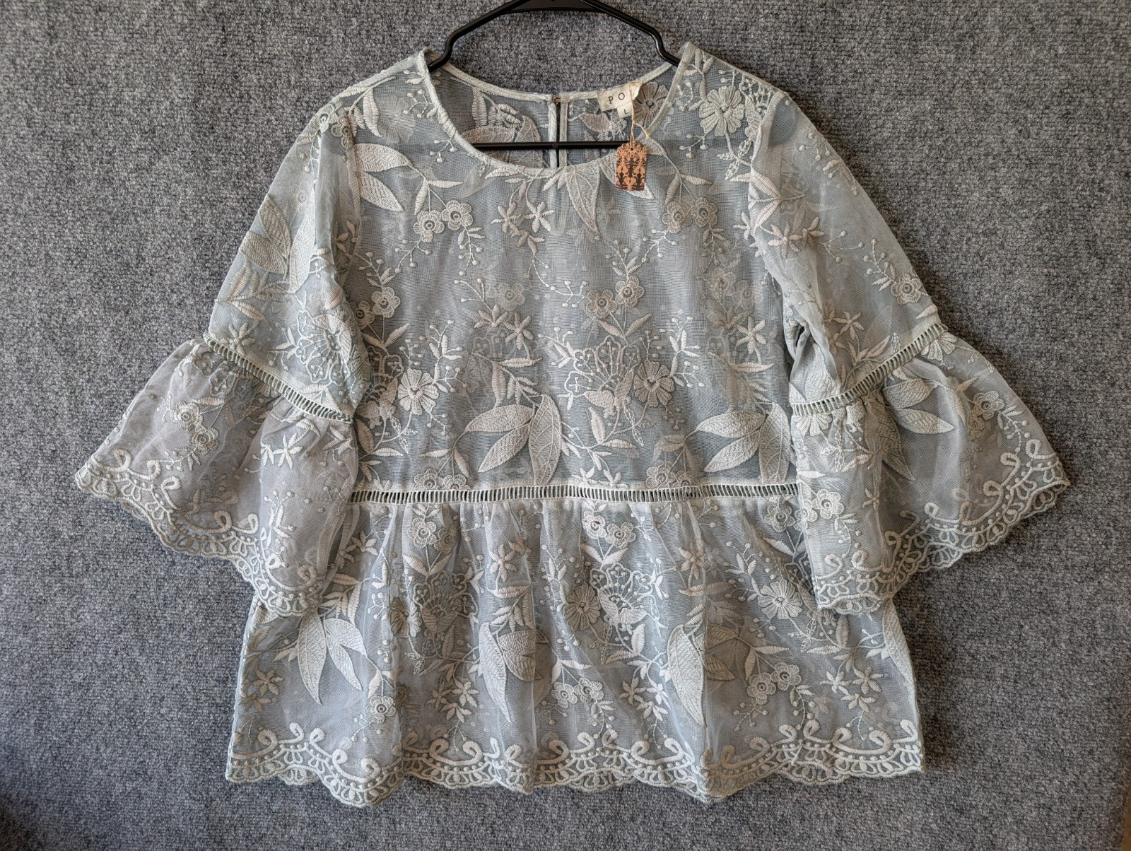 POL Boho Floral Embroidered Lace Mesh Top L Pastel Gray Bell Sleeve Romantic