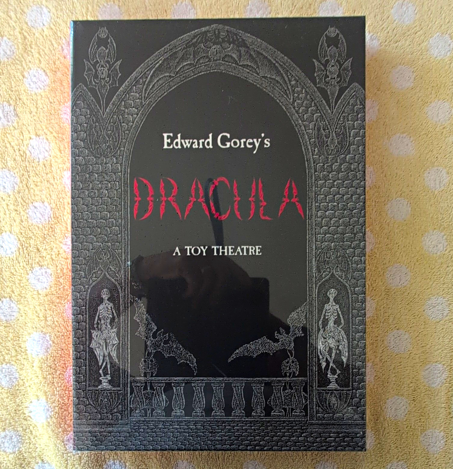 Edward Gorey Dracula: A Toy Theatre Paperback Pomegranate Illustrated
