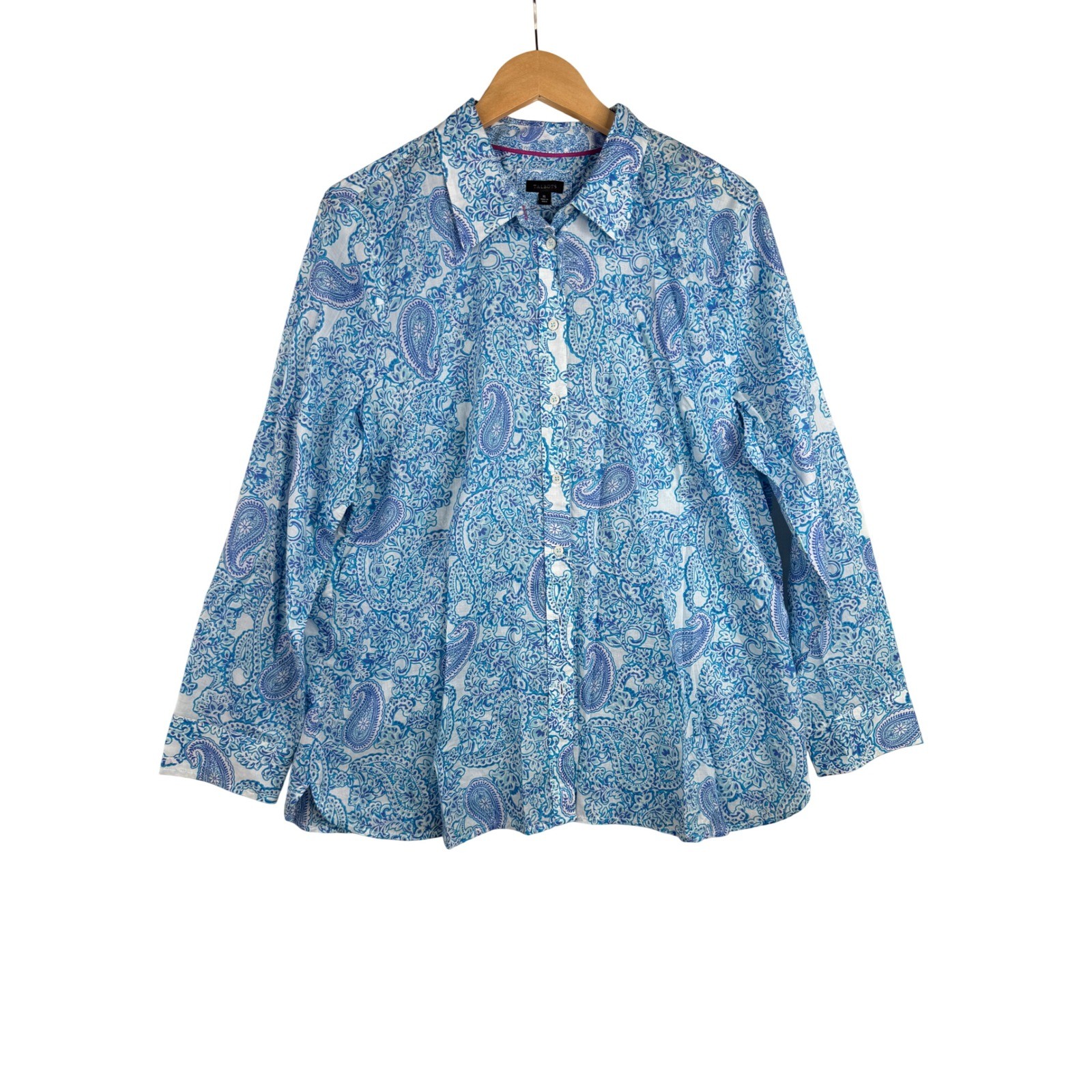 NWT Talbots Woman\'s Paisley Print Long Sleeve Button Down Shirt size XL Blue/Whi NWT Talbots Woman\'s Paisley Print Long Sleeve Button Down Shirt size XL Blue/Whi
