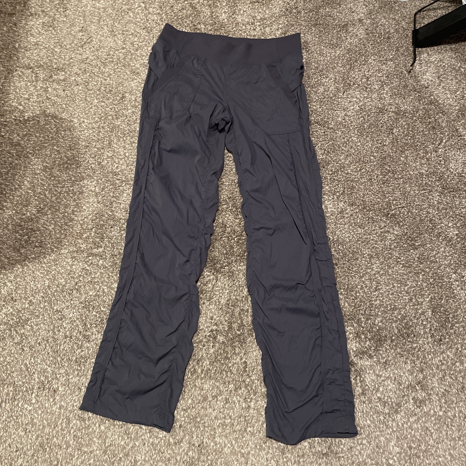 LULULEMON Womens Sz 10 Tall Quick Step Pants Coal Gray Studio Stretch EUC