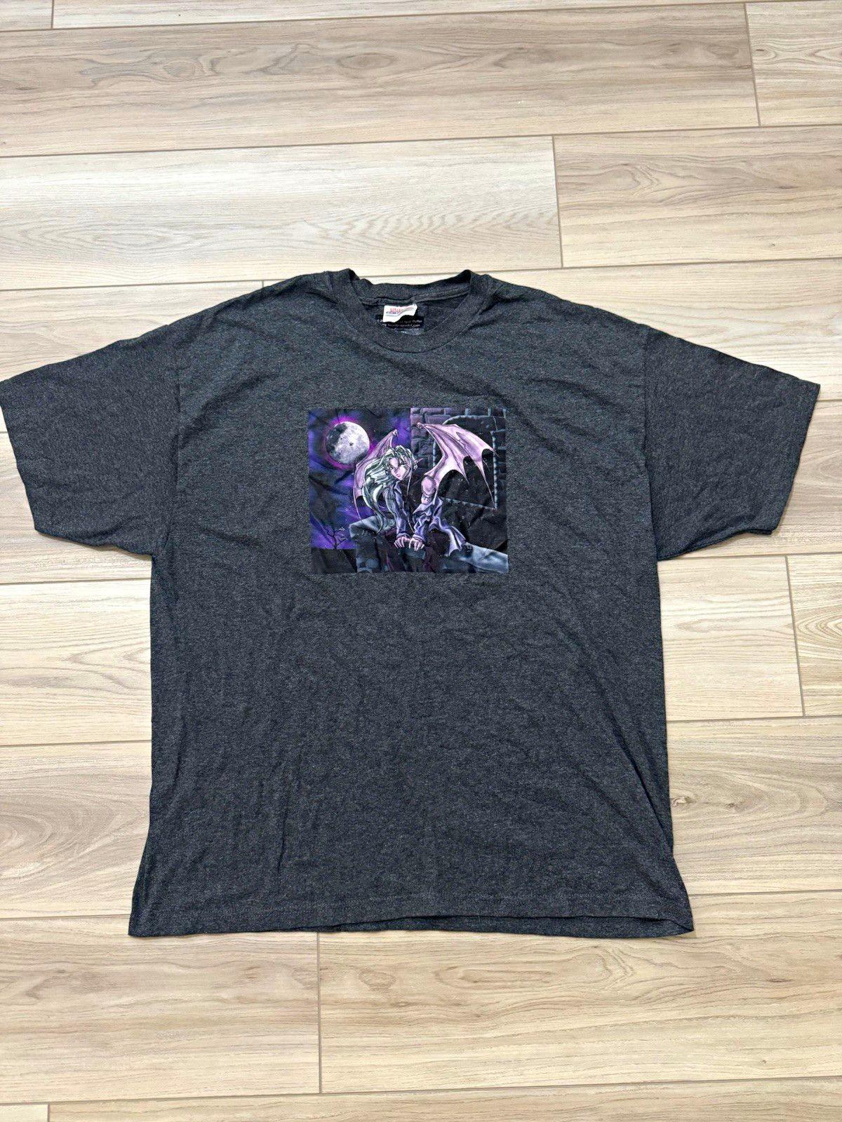 Vintage 2003 Anime Gargoyle Vampire Graphic Tee Hanes Heavyweight XL Gray Vintage 2003 Anime Gargoyle Vampire Graphic Tee Hanes Heavyweight XL Gray