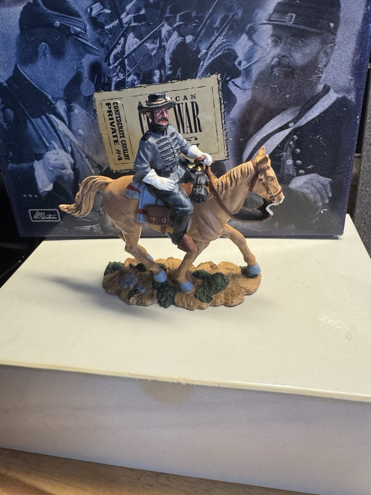 W. Britain ACW Confederate Cavalry Private #4 #17404 1:32 54mm MIB NEW RETIRED W. Britain ACW Confederate Cavalry Private #4 #17404 1:32 54mm MIB NEW RETIRED