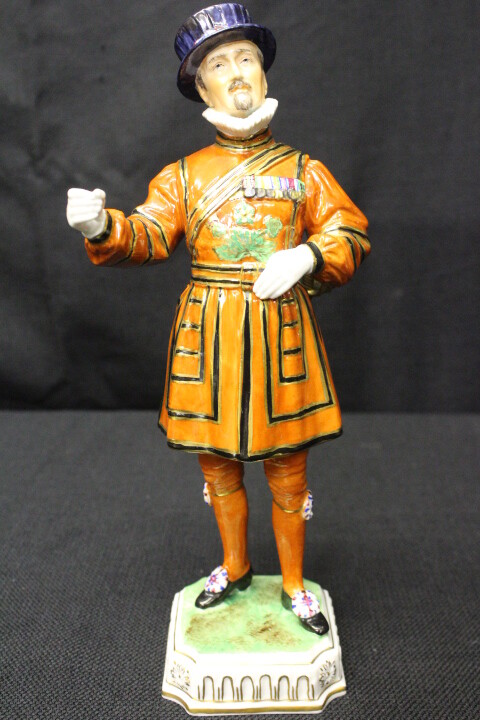 Antique Dresden Porcelain YEOMAN OF THE GUARD Beefeater Figurine 10 1/2\