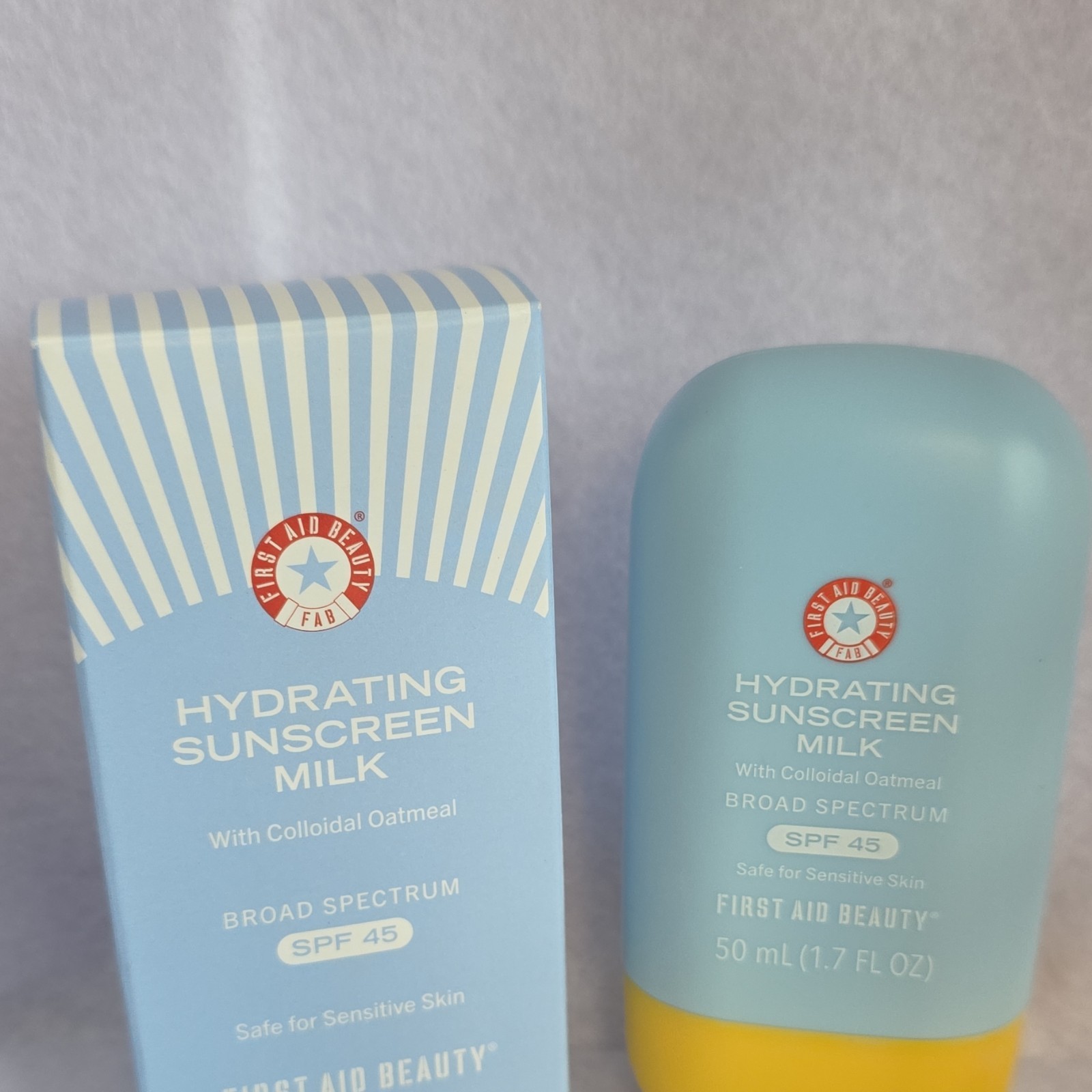 First Aid Beauty Hydrating Sunscreen Milk Broad Spectrum SPF 45 Face 50 mL