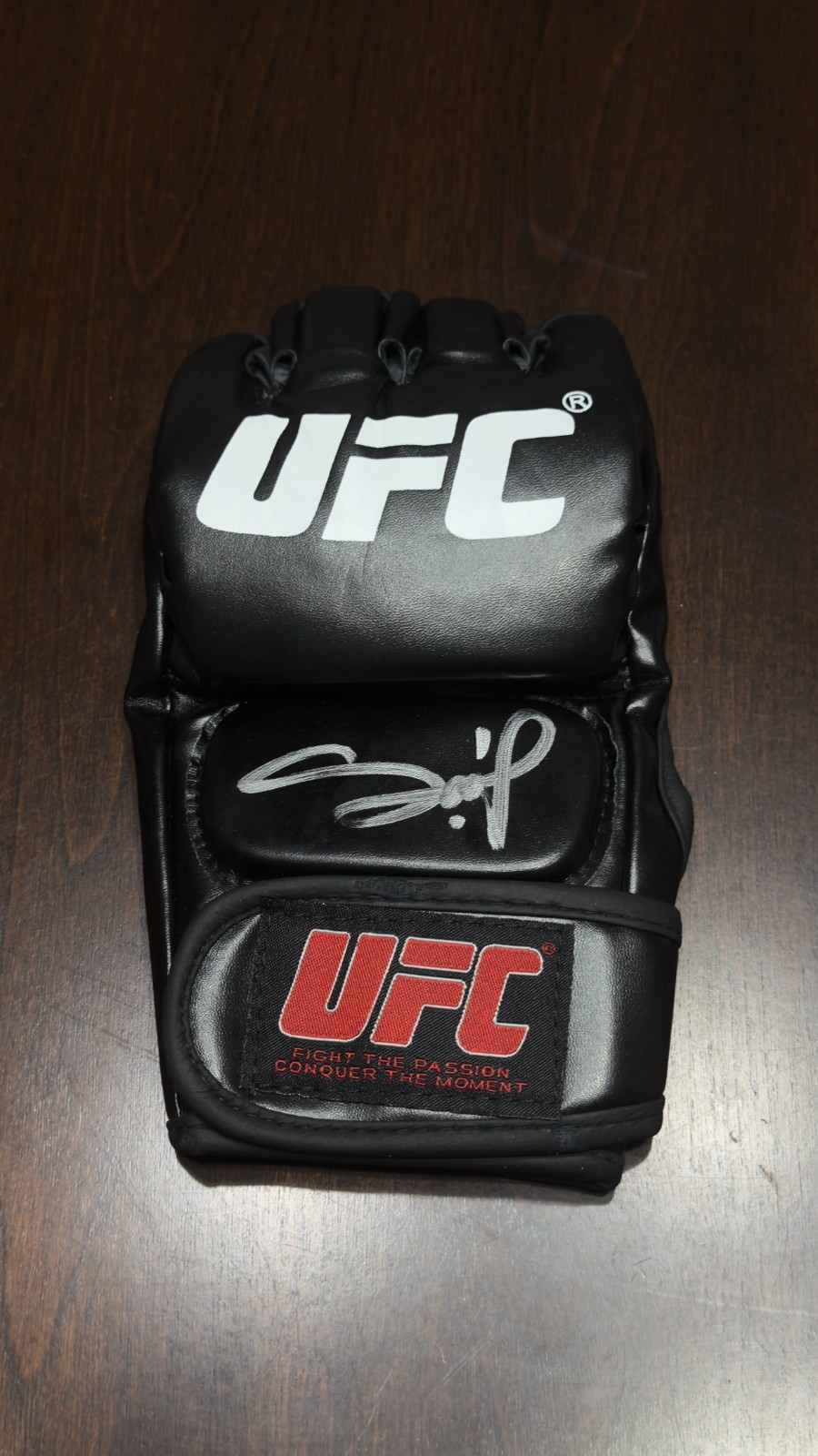 Francis Ngannou Signed Black UFC Glove Beckett Witnessed BAS Autograph
