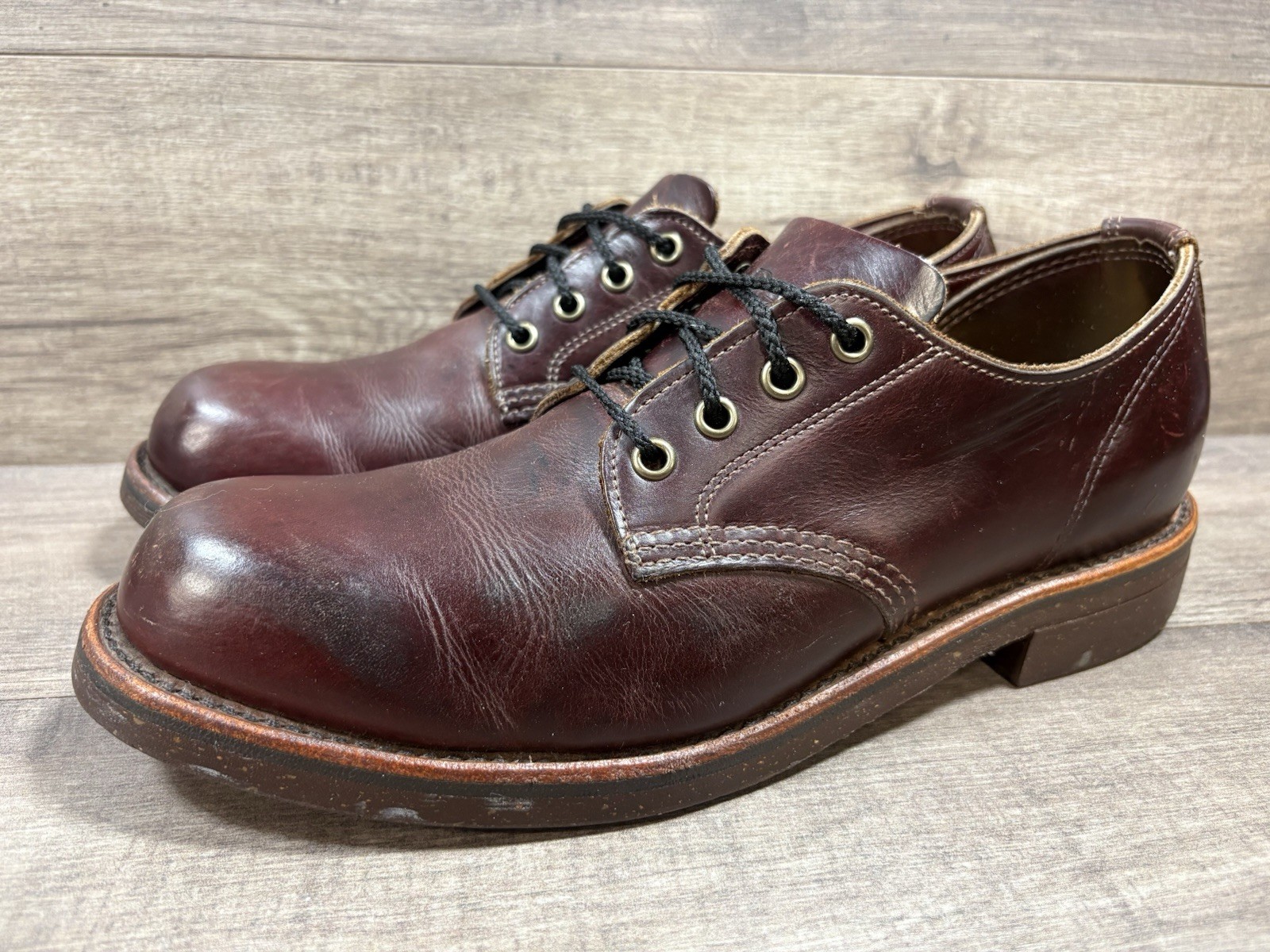 Chippewa Vintage Leather Shoes Vibram Soles Lace Up Mens Size 9.5 D Chippewa Vintage Leather Shoes Vibram Soles Lace Up Mens Size 9.5 D