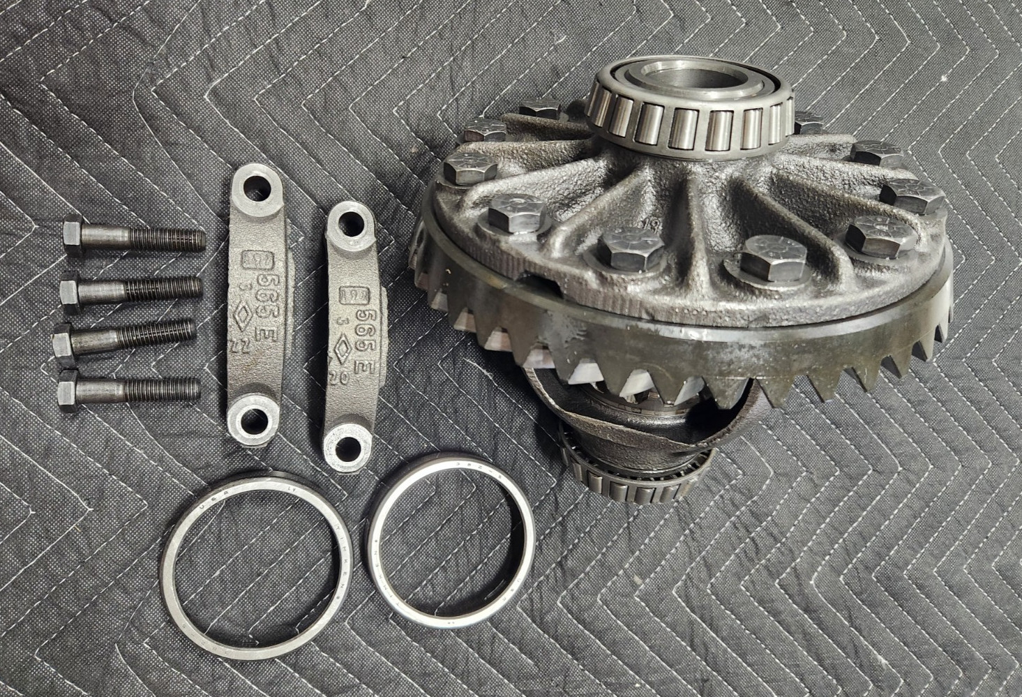 1999-2007 Ford Super Duty 3.73 Ratio Gear Carrier Assembly - FRONT 1999-2007 Ford Super Duty 3.73 Ratio Gear Carrier Assembly - FRONT