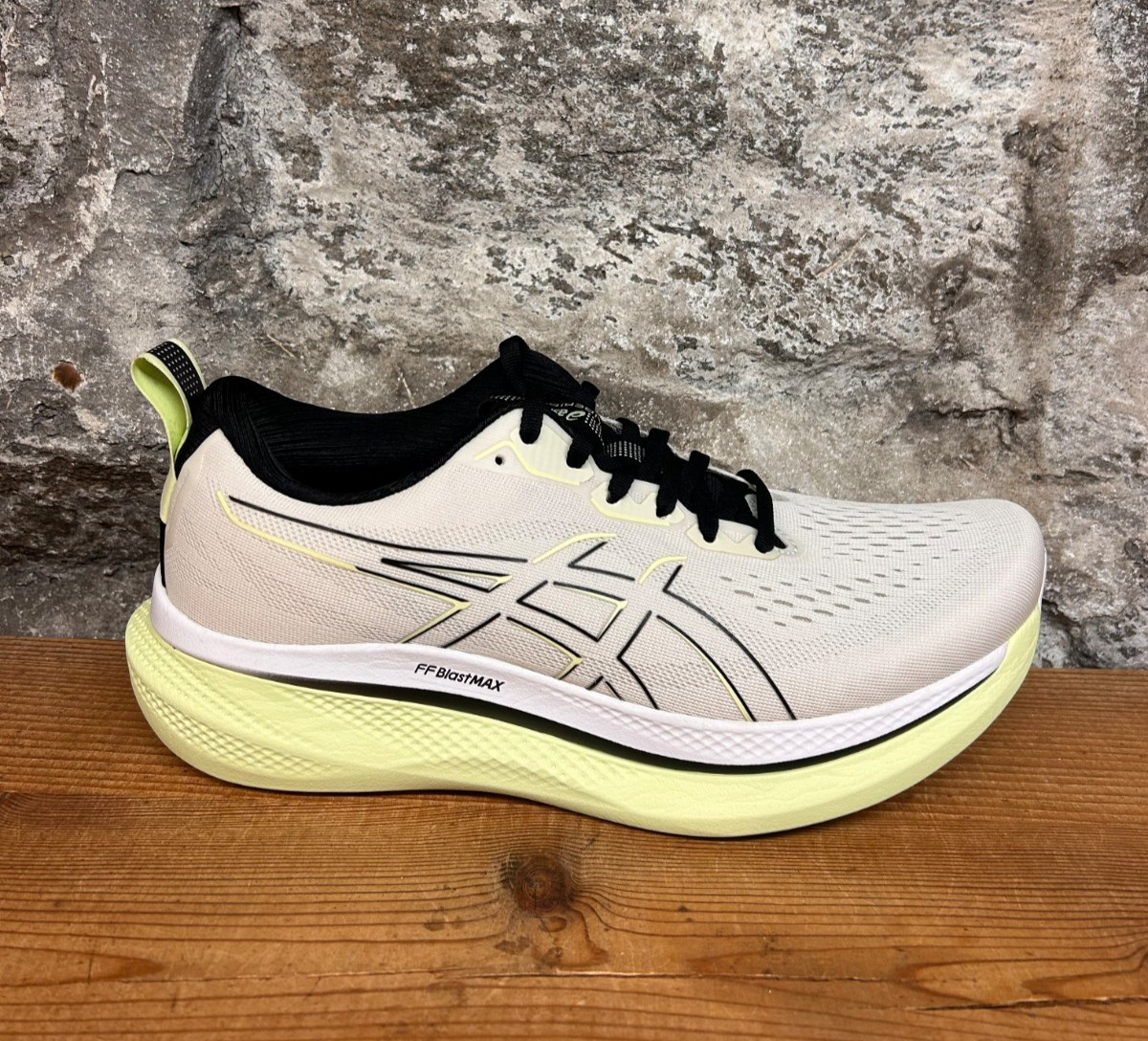 ASICS GLIDERIDE MAX 1011B891-200 Running Sneaker Birch/Black New In Box