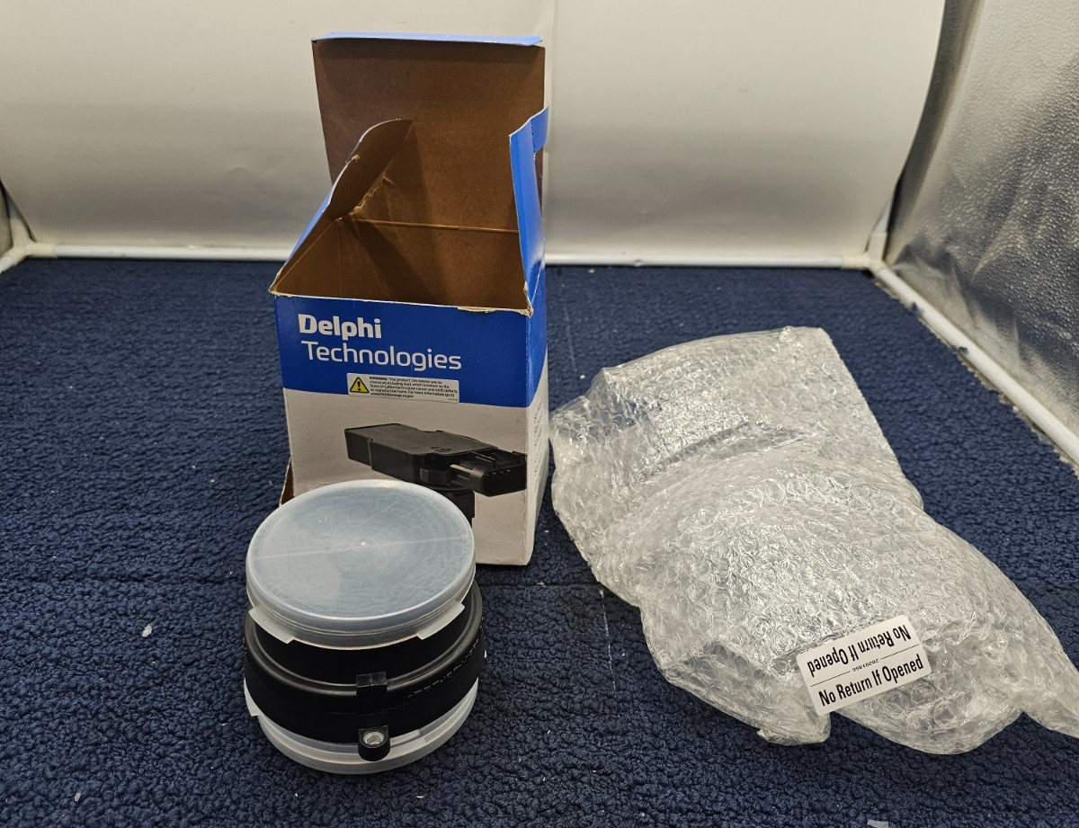 Delphi AF10043 Mass Air Flow Sensor Fits 2006-2009 Chevrolet Trailblazer