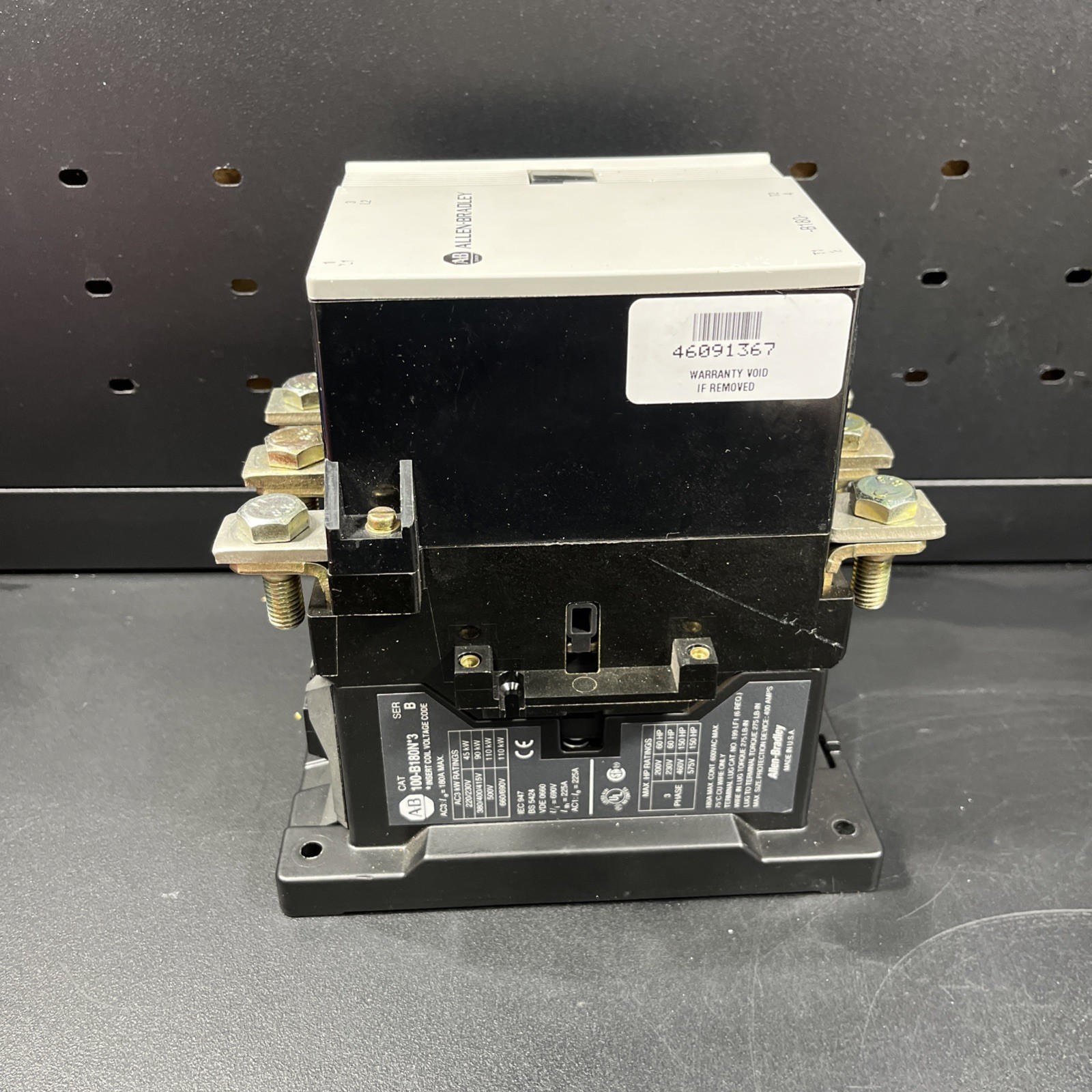 NEW Allen Bradley 100-B110 ND3 SER B Contactor , 120 /110V AC Coil NEW Allen Bradley 100-B110 ND3 SER B Contactor , 120 /110V AC Coil