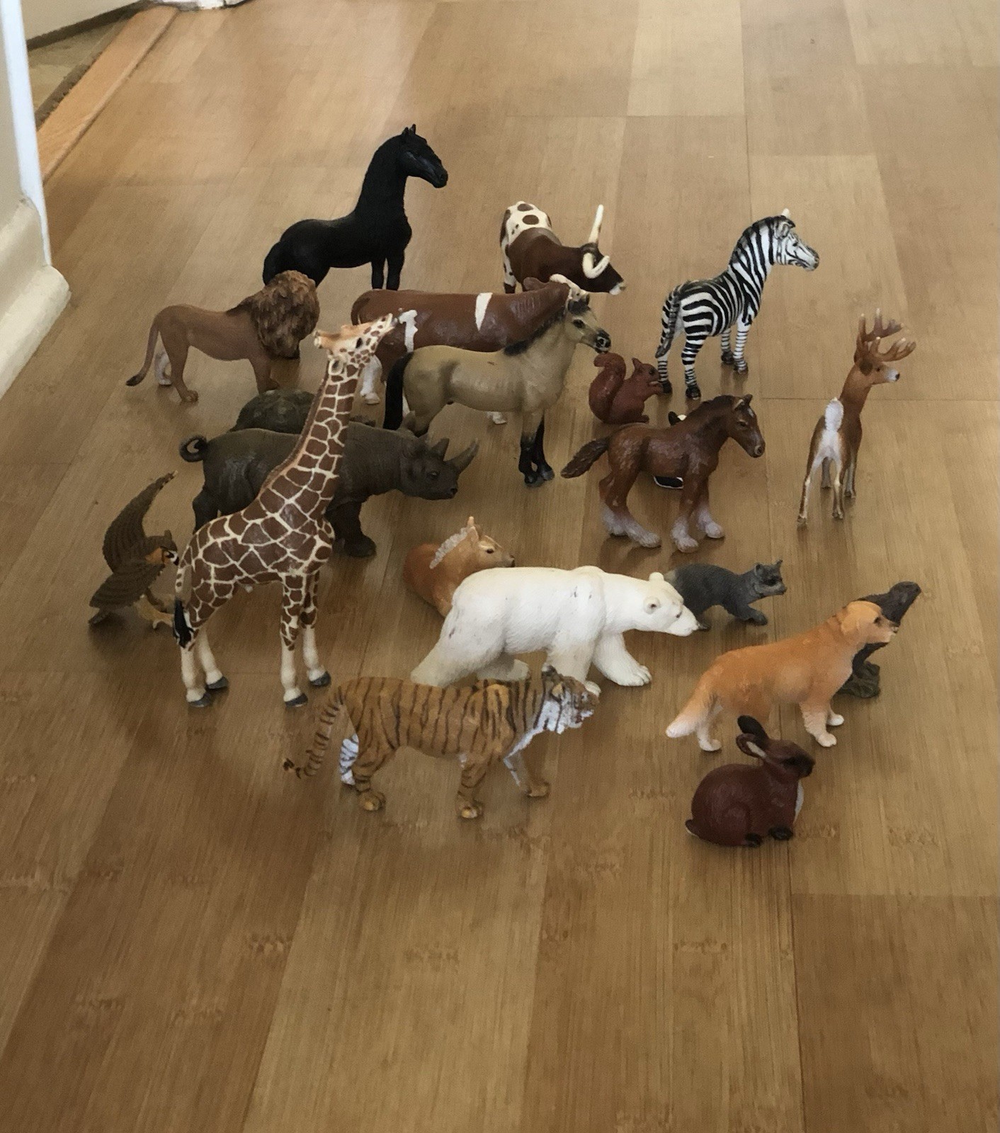 Schleich Zoo Safari Farm Animal Toy Figures Lot of 19 Horse Rhino Deer HUGE LOT Schleich Zoo Safari Farm Animal Toy Figures Lot of 19 Horse Rhino Deer HUGE LOT