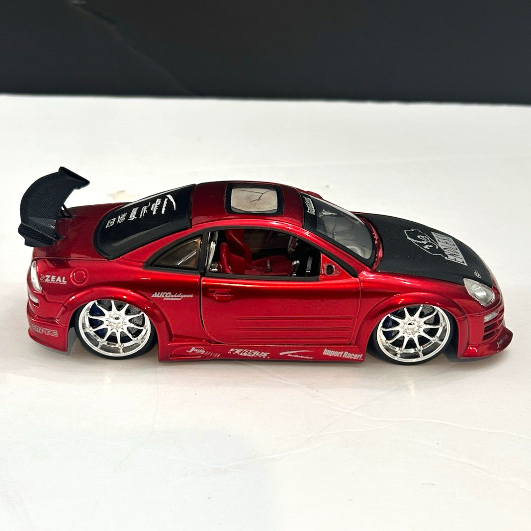 Jada Toys Import Racer Mitsubishi Eclipse 1:24 Diecast Red/Black Opening Hood