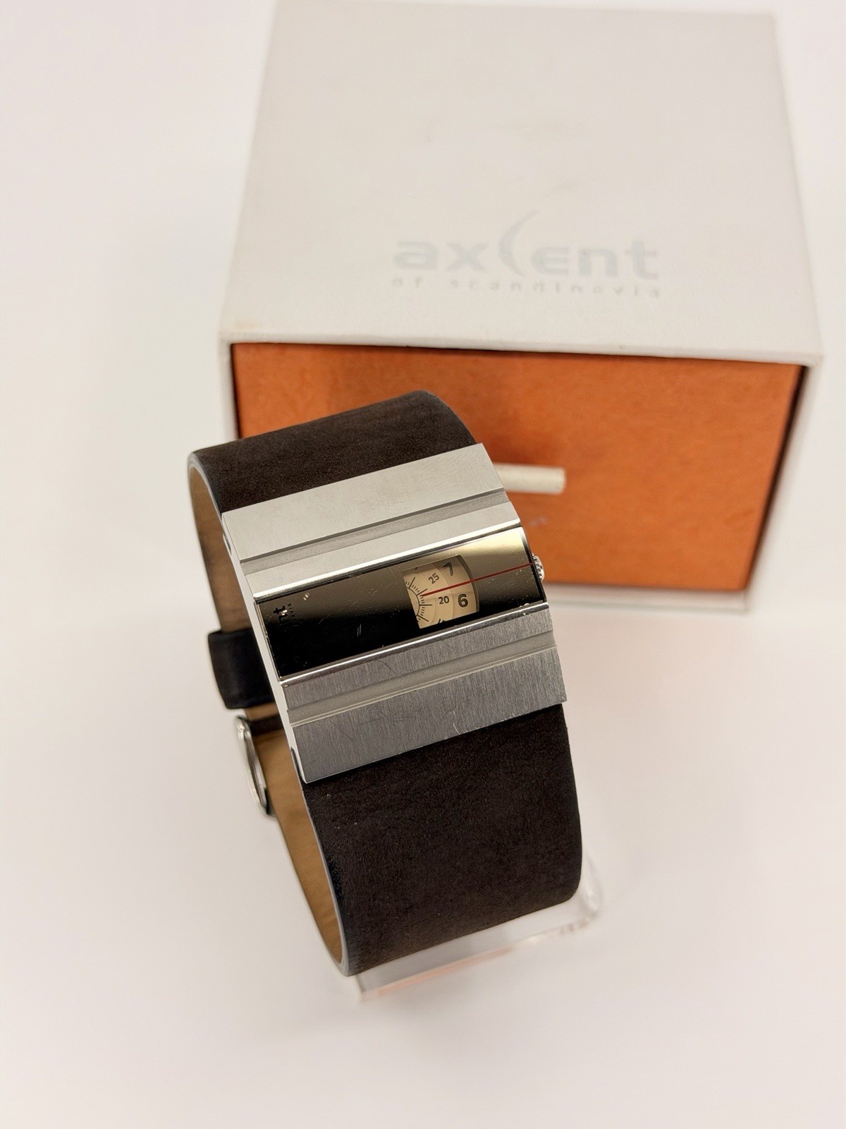 Axcent of Scandinavia Spinner X6600 Unisex Watch New Battery Working w/ Box