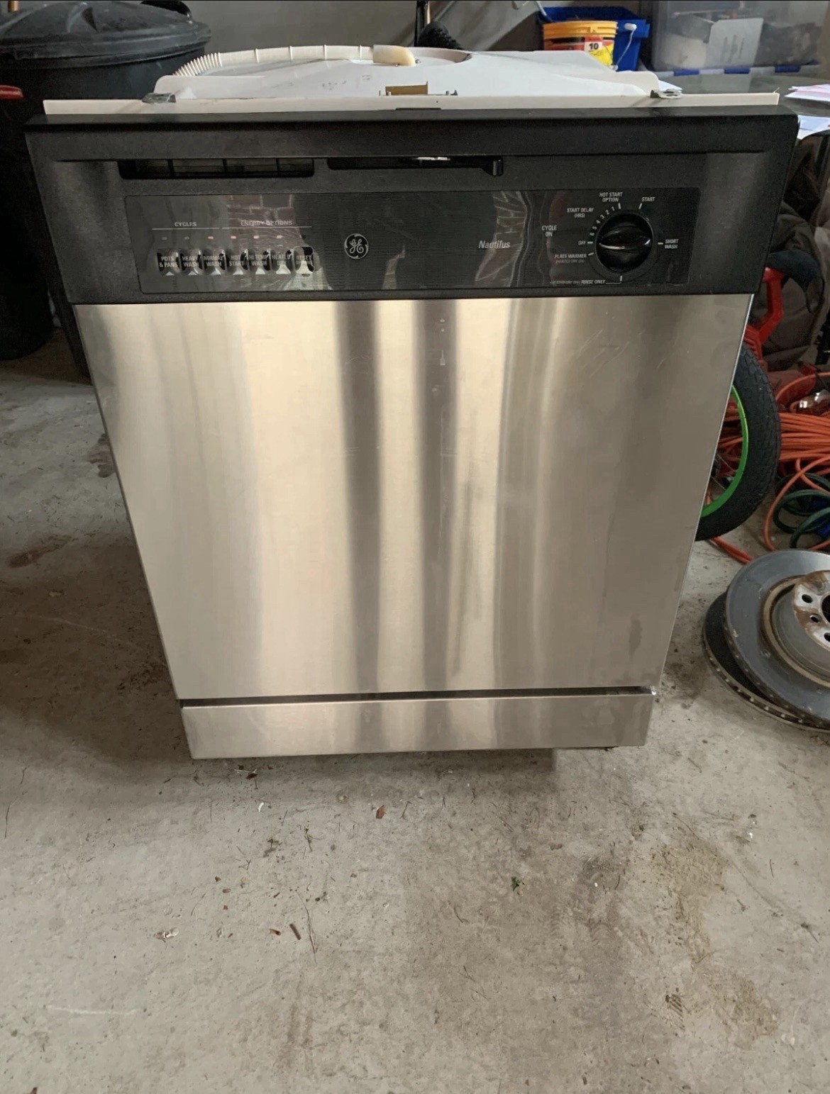 GE gsd406OJ0OSS dishwasher 24” -  LOCAL PICKUP ONLY