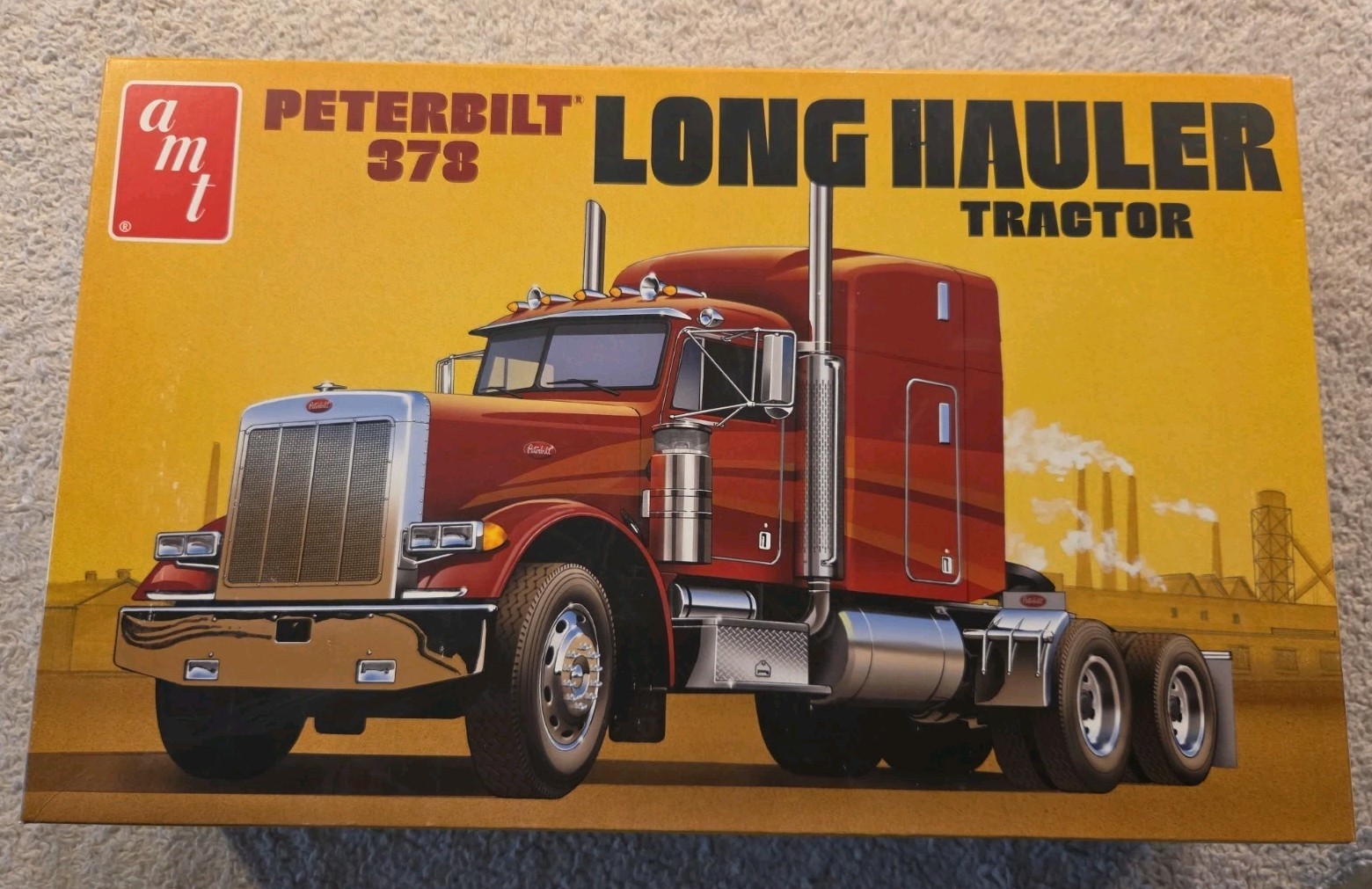 AMT Peterbilt 378 Long Hauler Semi Tractor 1/24 Model Kit 1169 Open Box...
