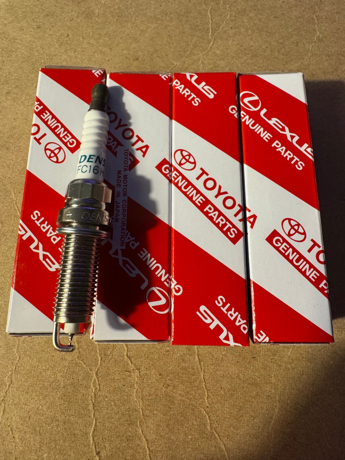 4Pcs Denso Iridium Spark Plug 18-25 CAMRY 2.5L FC16HR-Q8 90919-01289 4Pcs Denso Iridium Spark Plug 18-25 CAMRY 2.5L FC16HR-Q8 90919-01289