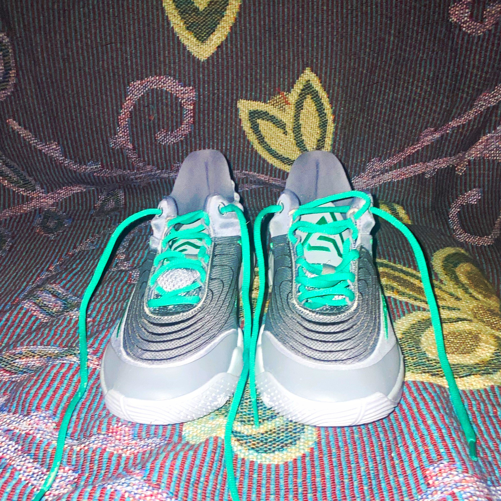 Nike Air Zoom Unisex Kids Low Top Running Sneakers Gray/Green 8.5N