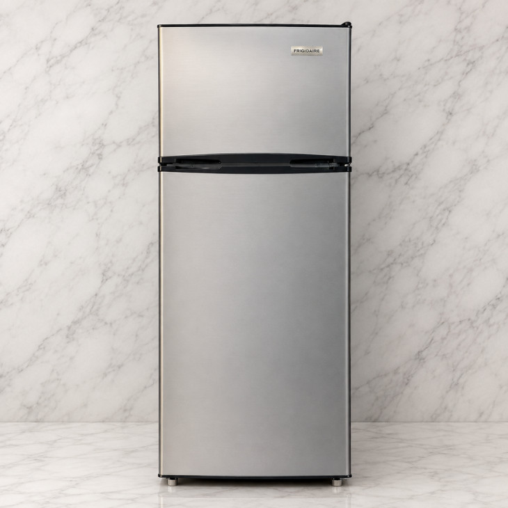 Frigidaire 7.5 Cu Ft Top Freezer Refrigerator, Apartment Size, Platinum Frigidaire 7.5 Cu Ft Top Freezer Refrigerator, Apartment Size, Platinum