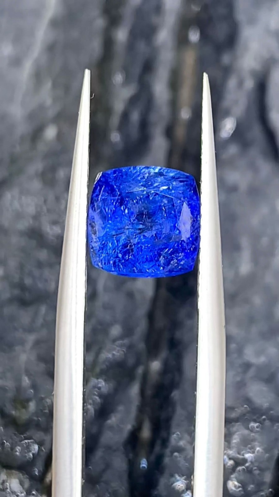 GIA Certified 2.42Ct Natural Rare Blue Kashmir Sapphire