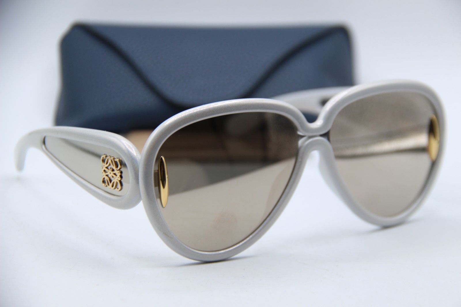 NEW LOEWE LW 40132I 24C GREY GOLD MIRRORED AUTHENTIC FRAMES SUNGLASSES 65-14 NEW LOEWE LW 40132I 24C GREY GOLD MIRRORED AUTHENTIC FRAMES SUNGLASSES 65-14