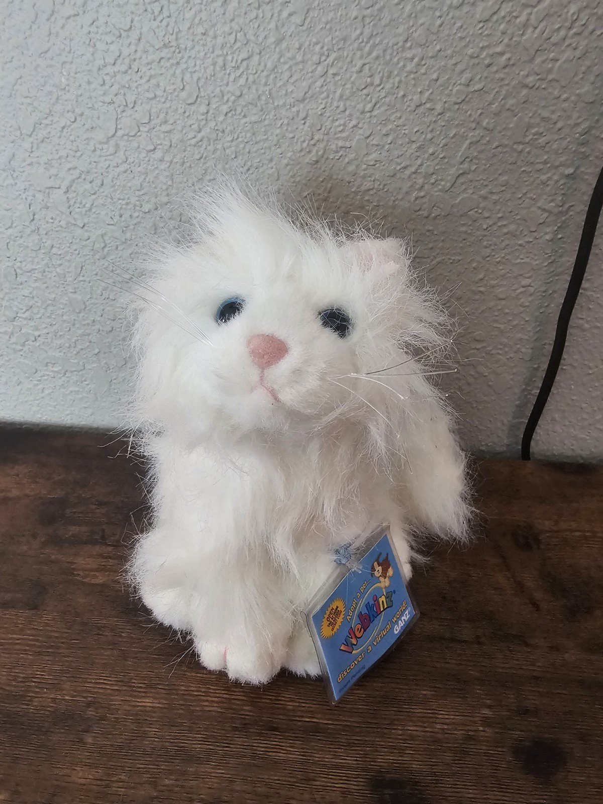 GANZ Webkinz White Persian Cat HM110 with sealed code tag