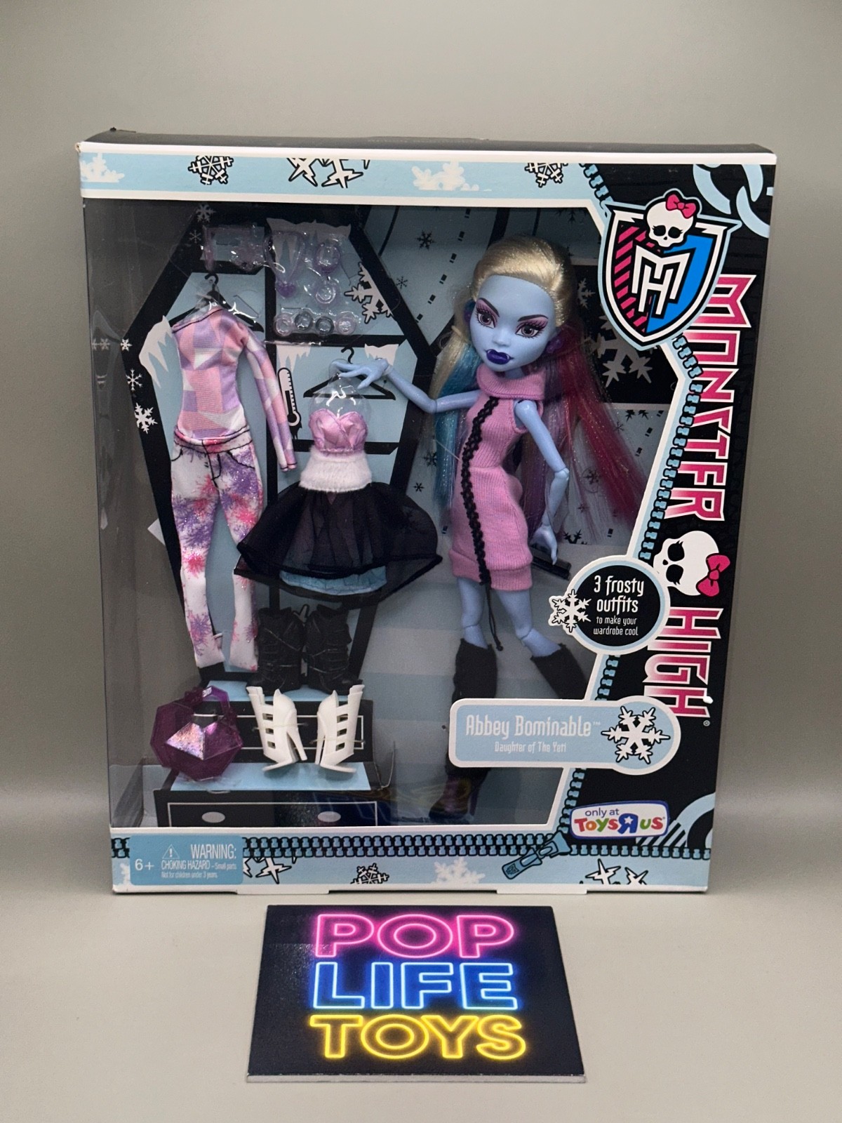 2011 Mattel Monster High “I Heart Fashion Abbey Bominable” #X4492 *NRFB*