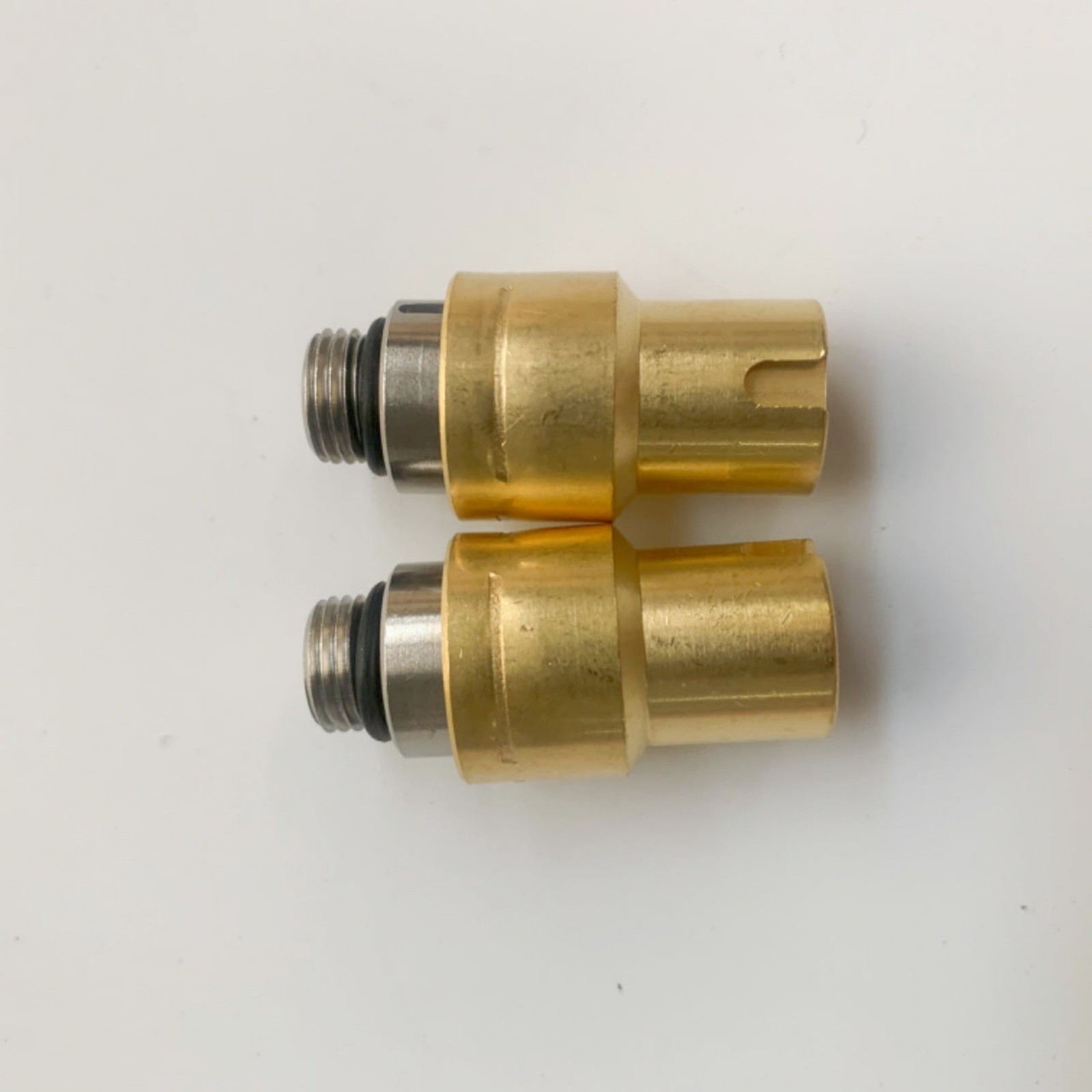 2X For Audi A8 D4 A6 C7 Air Suspension Shock Strut Residual Pressure Valve 11-18 2X For Audi A8 D4 A6 C7 Air Suspension Shock Strut Residual Pressure Valve 11-18