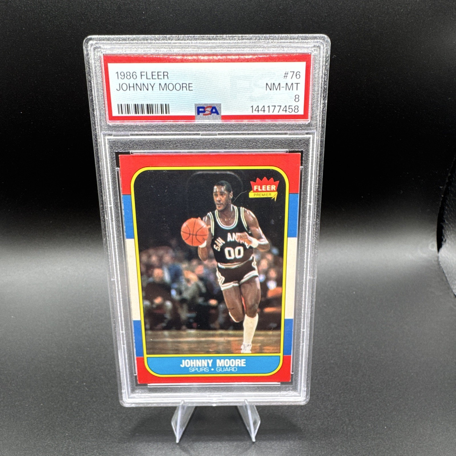 Fleer 1986-87 Johnny Moore San Antonio Spurs #76 PSA Graded 8 Base Set