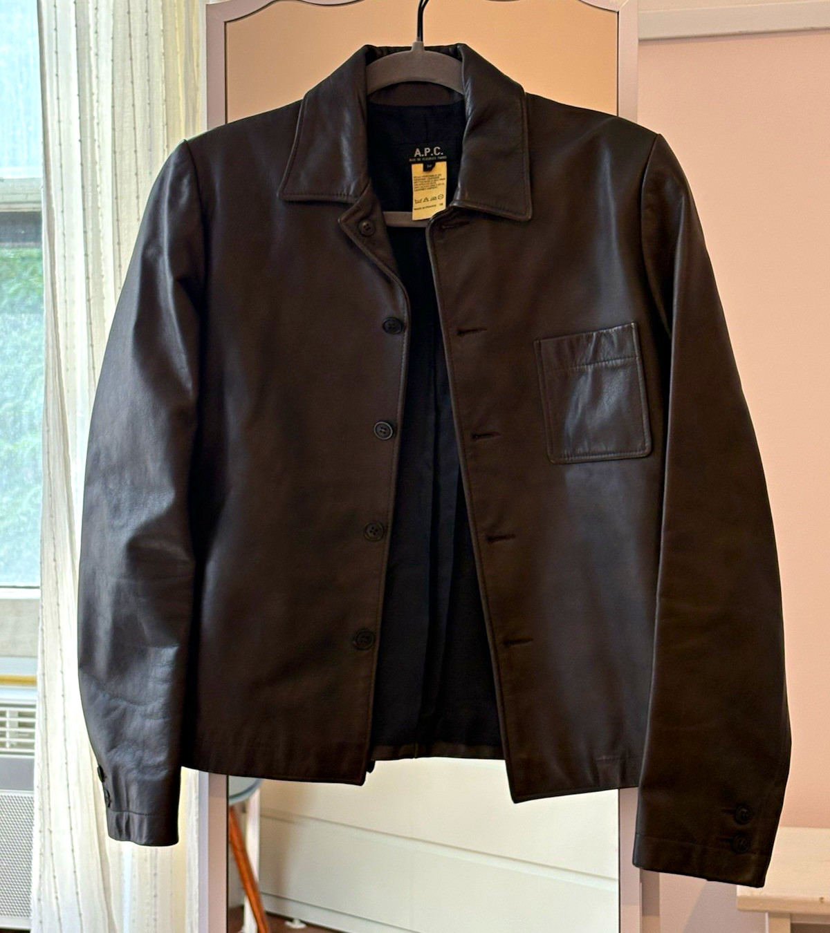 A.P.C. Women\'s Black Button-Front Collared Jacket Lined Pockets Short A.P.C. Women\'s Black Button-Front Collared Jacket Lined Pockets Short