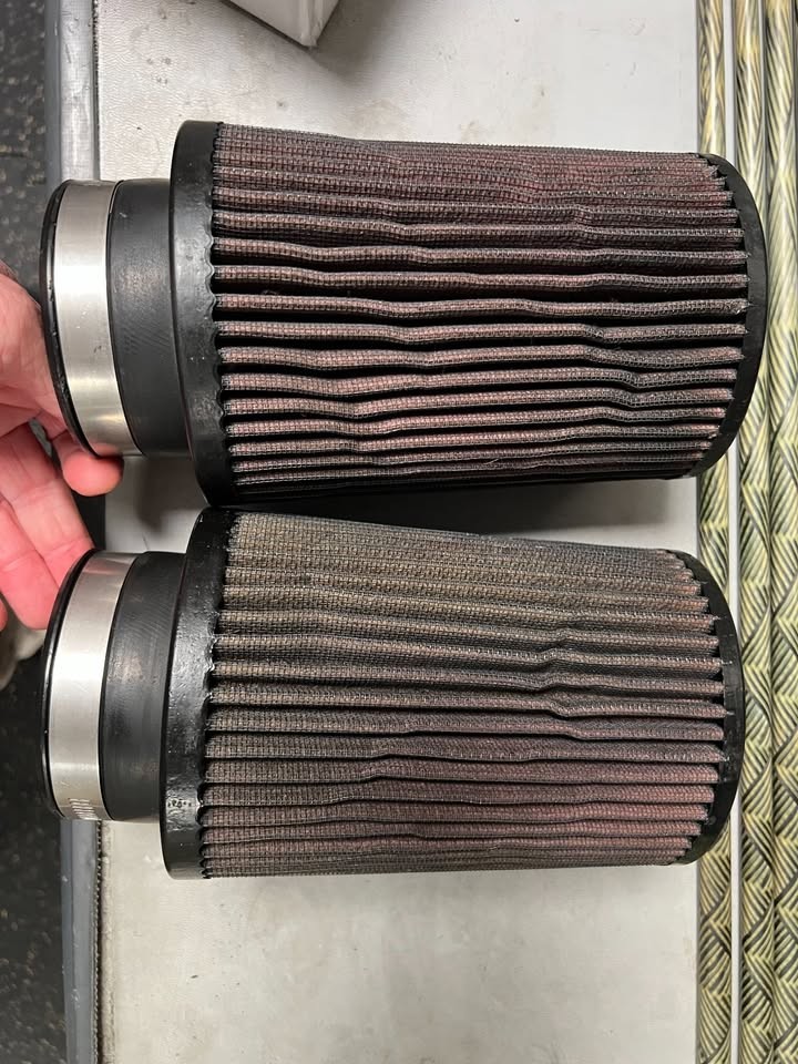 Pair of Carbon Fiber Top reusable Performance Cone Air Filters - like K&N 3.25\ Pair of Carbon Fiber Top reusable Performance Cone Air Filters - like K&N 3.25\