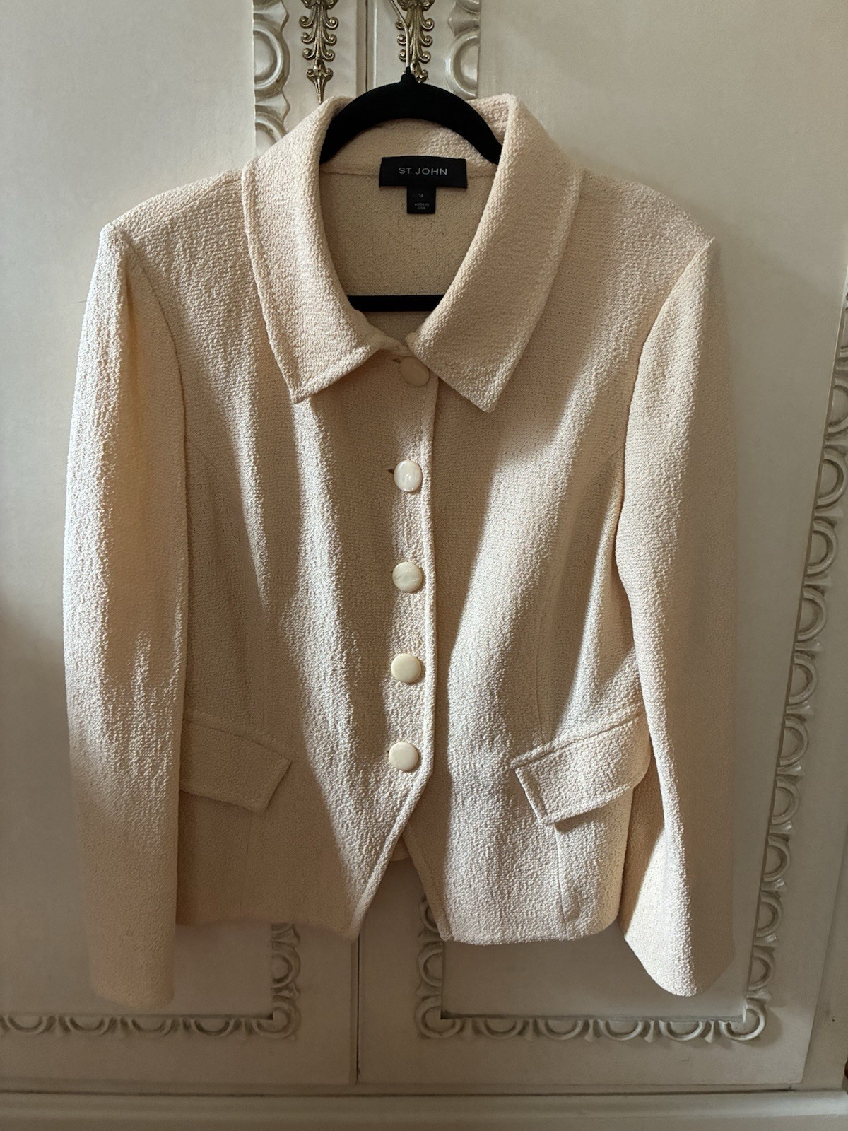 Gorgeous ST JOHN Jacket Size 14 Yellow/Cream Gorgeous ST JOHN Jacket Size 14 Yellow/Cream