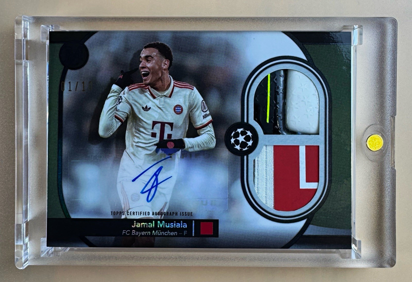 Topps 2024-25 Museum UEFA Jamal Musiala Bayern Hat-Trick Auto Relic 1/10 Topps 2024-25 Museum UEFA Jamal Musiala Bayern Hat-Trick Auto Relic 1/10