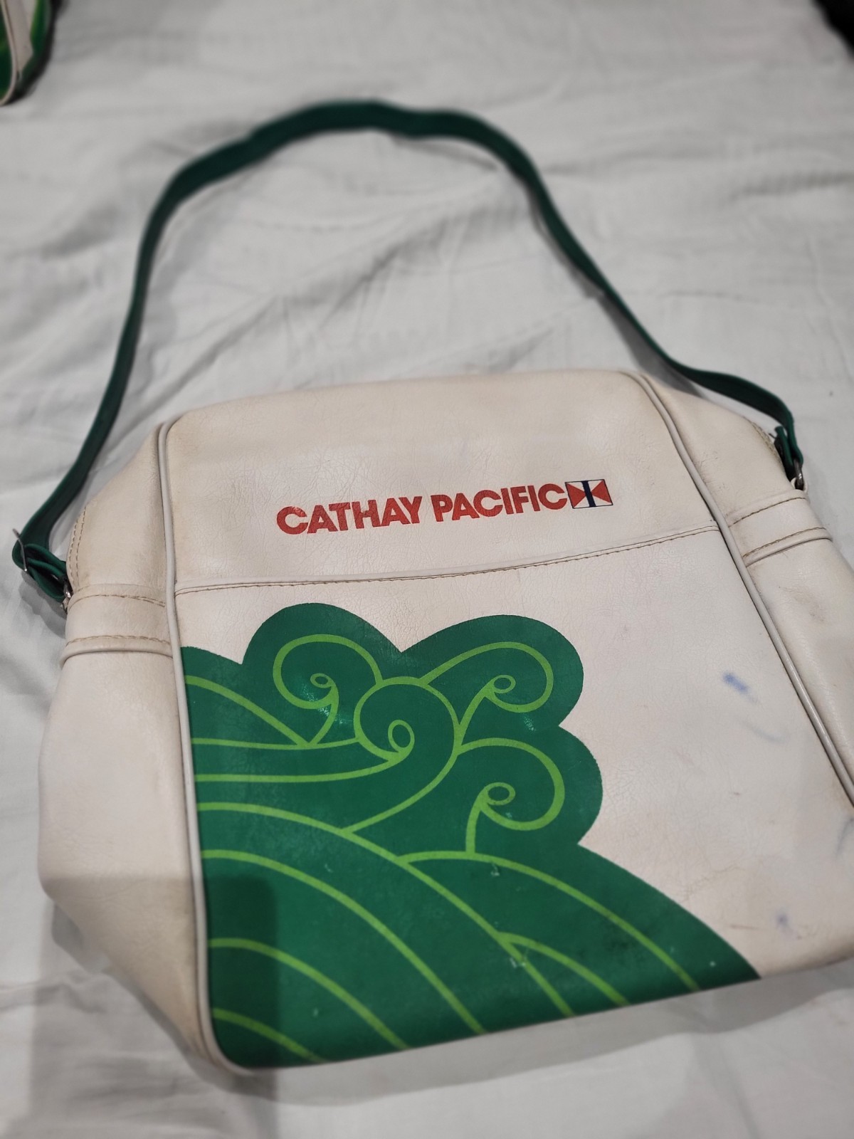 Rare Vintage 1970's Cathay Pacific Airways Flight Bag Rare Vintage 1970's Cathay Pacific Airways Flight Bag