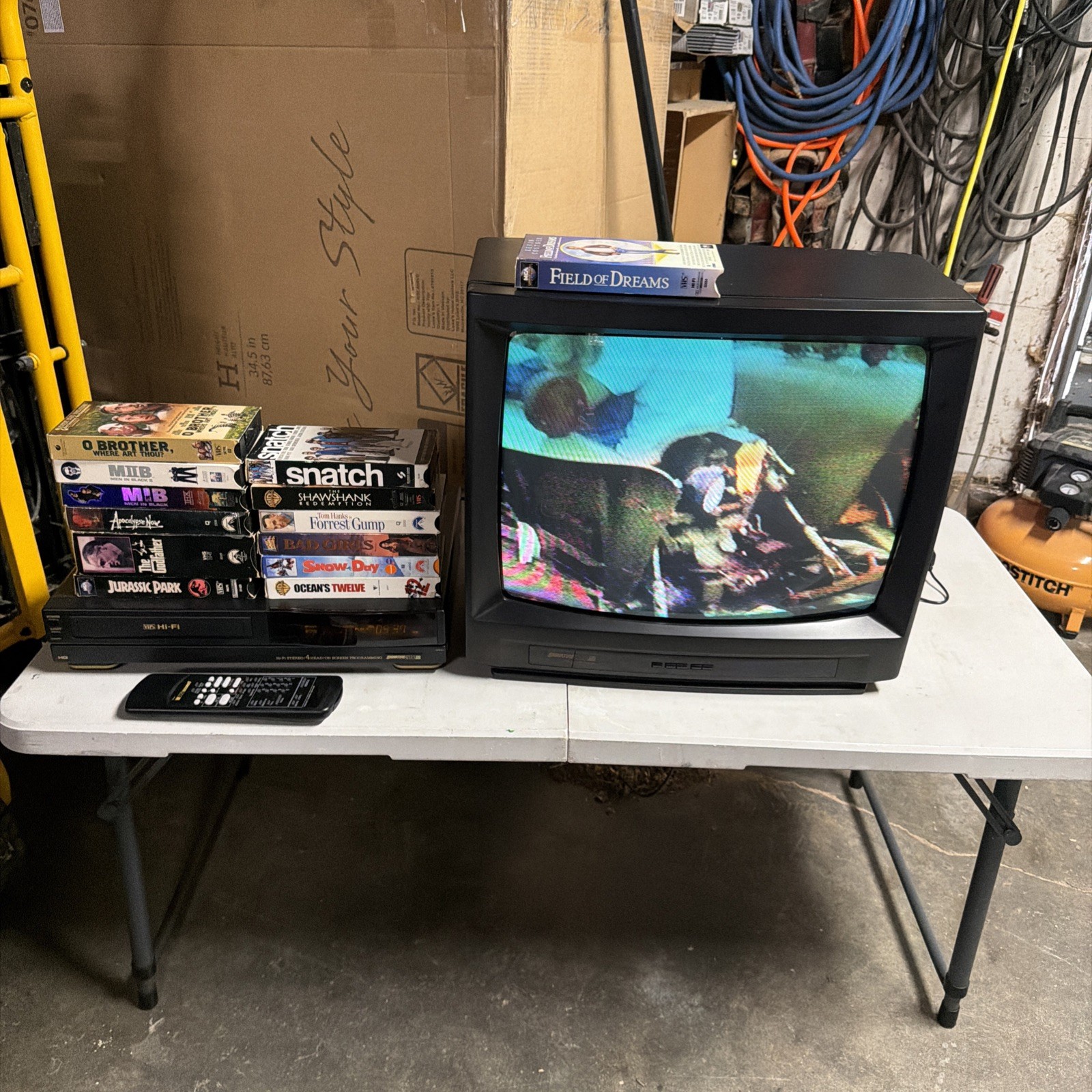 Vintage 1995 Montgomery Ward 20” CRT Tv Jsj12021. W/ jsj20200 VCR +13 VHS FILMS