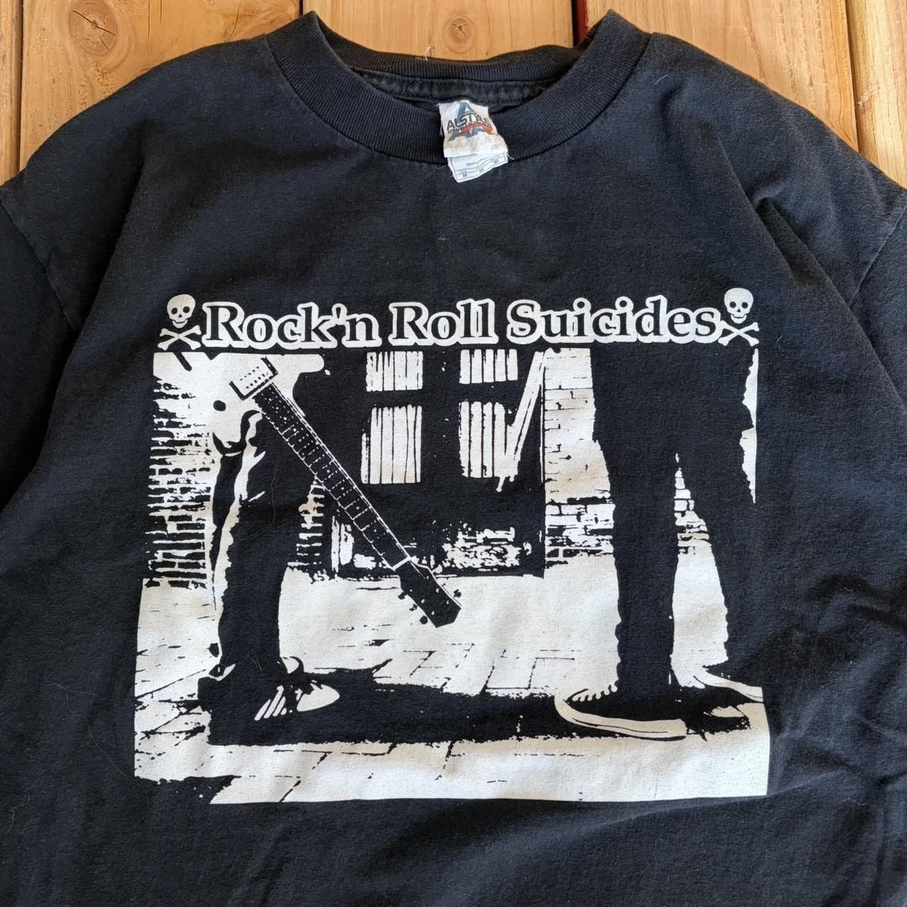 Vintage 90s Punk / Rock Graphic Tee