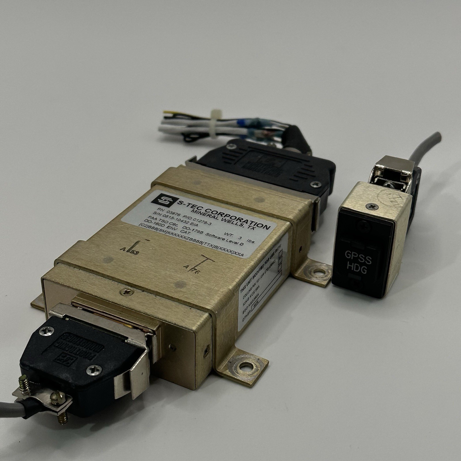 S-TEC GPSS Roll Steering Converter 03976 With GPSS Switch 03975 + Connector 6406 S-TEC GPSS Roll Steering Converter 03976 With GPSS Switch 03975 + Connector 6406