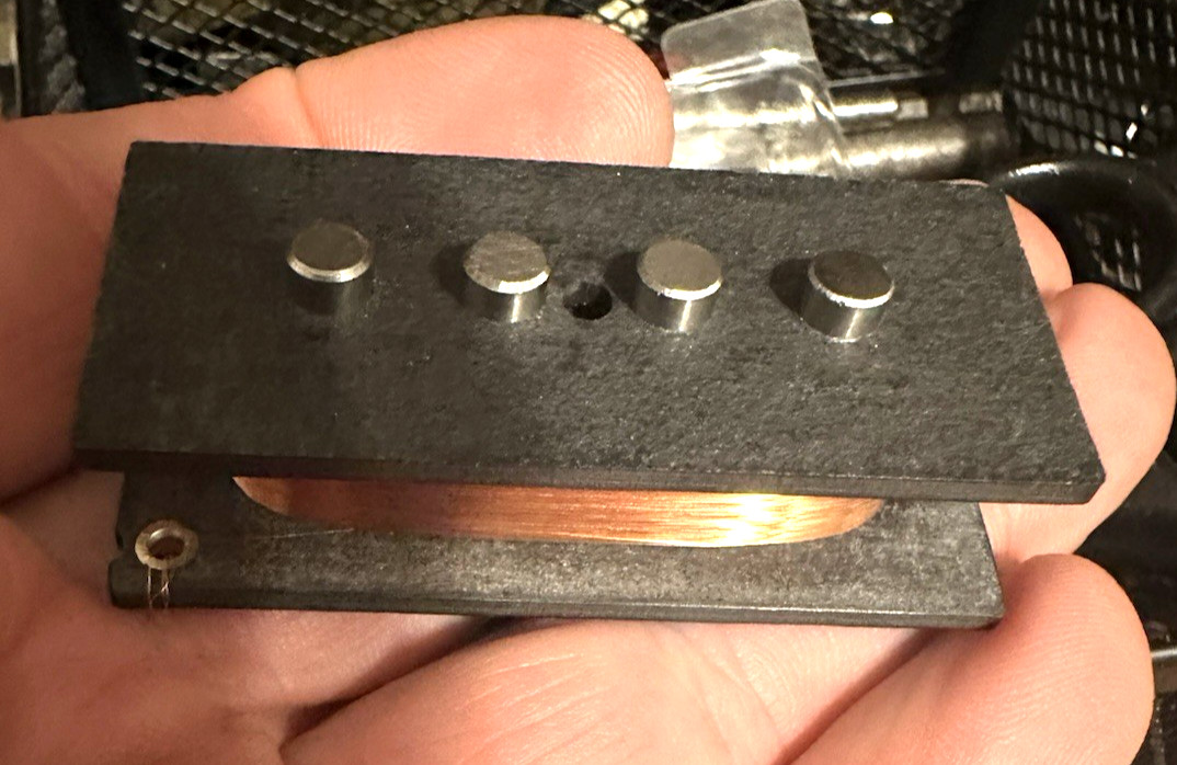 Ben's Pickups, Vintage wind-Early 60's Precision Bass Pickup set.