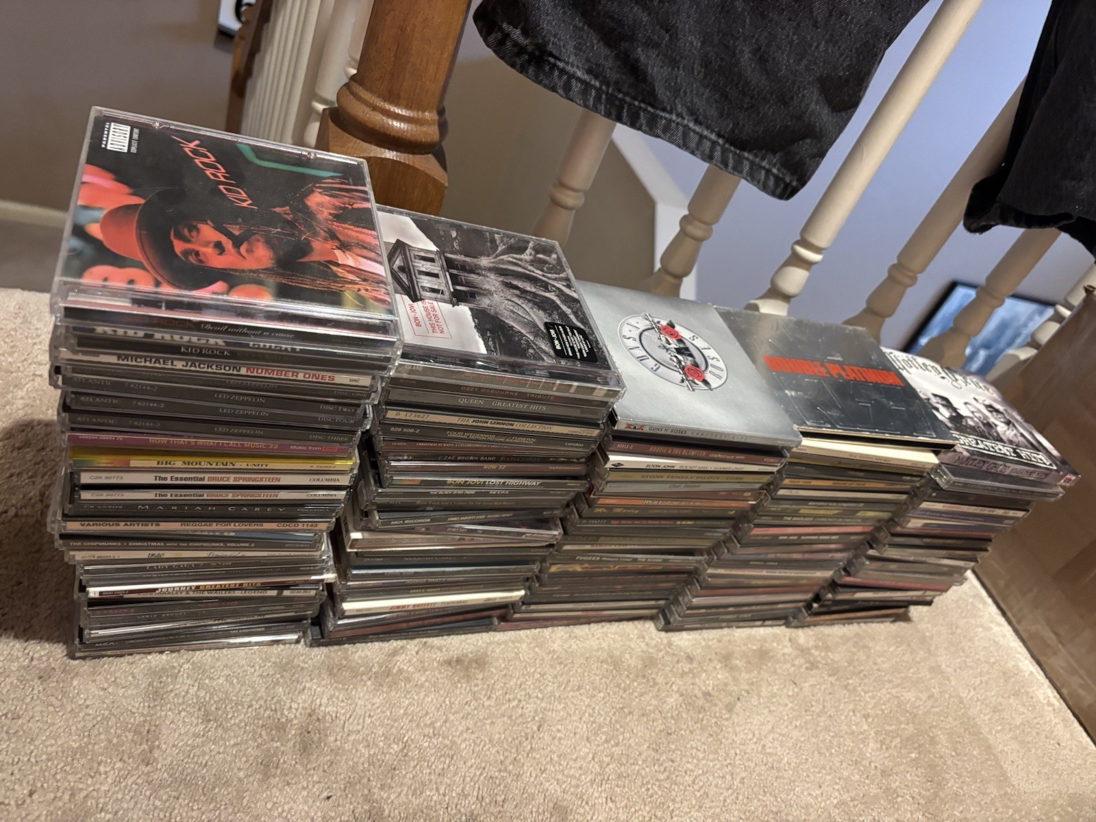 LARGE LOT OF OVER 100 MOSTLY ROCK N ROLL CD'S--KID ROCK, OZZY, MOTLEY CRUE++