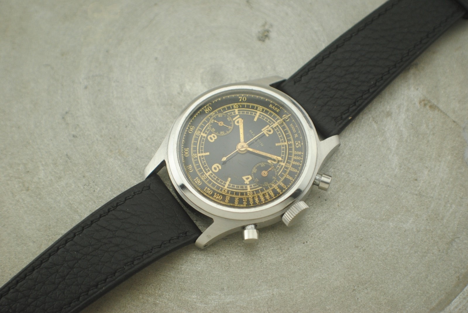 VINTAGE MARVIN BLACK GALVANIC GILT DIAL SCREWDOWN CASEBACK VALJOUX 22 1940S