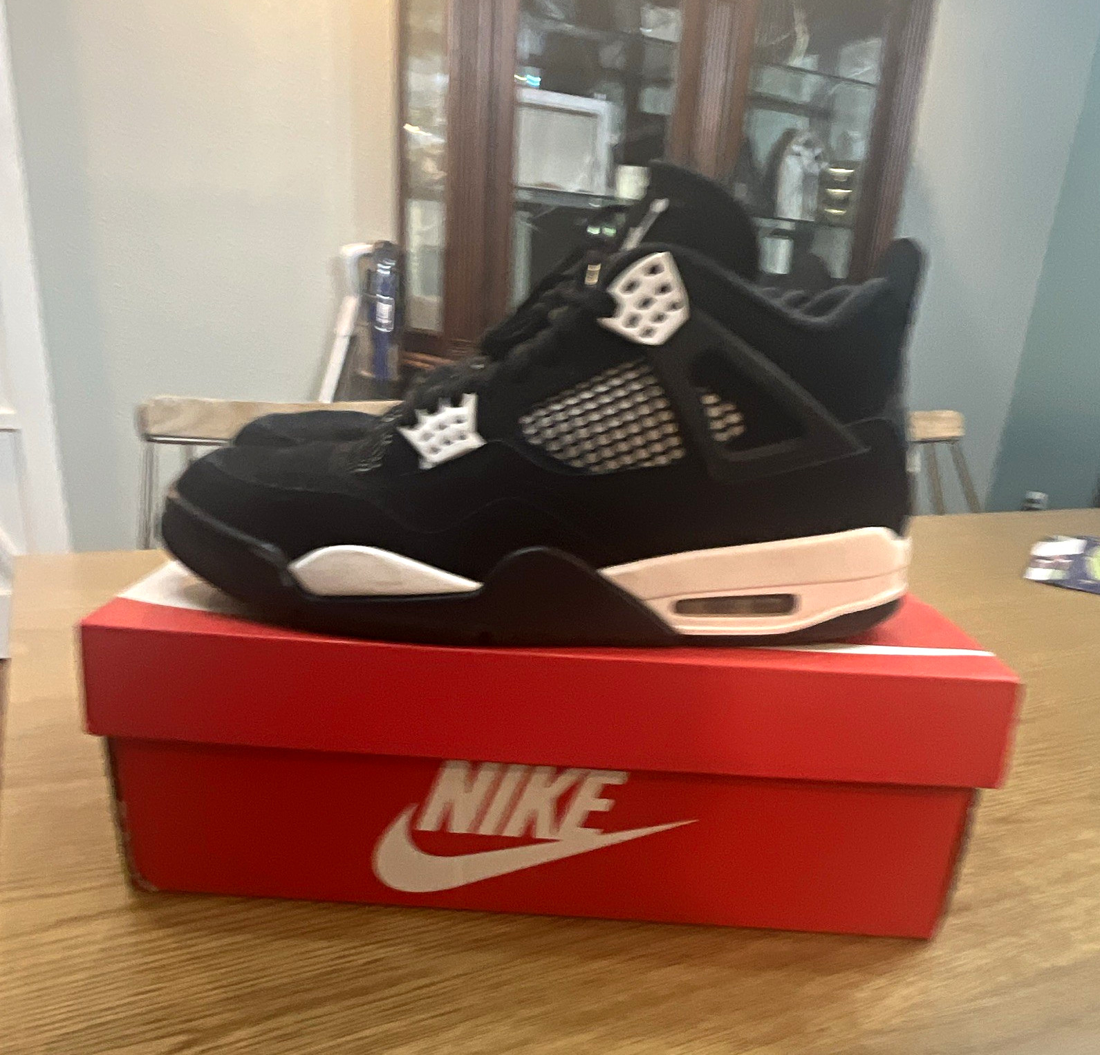 Jordan Air Jordan 4 Men’s Mid Top Basketball Sneakers Black/White Lace-Up