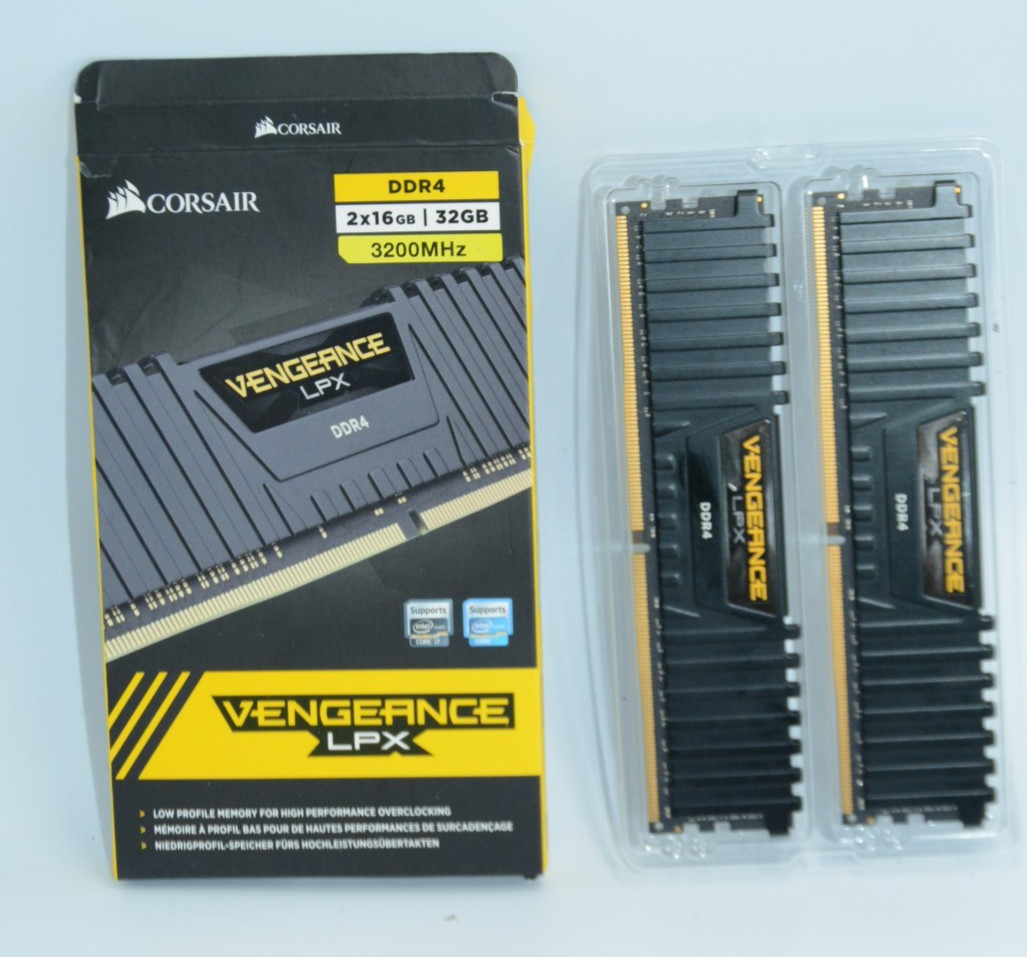 Corsair Vengeance LPX 32GB (2x16GB) RAM DDR4 3200MHz Corsair Vengeance LPX 32GB (2x16GB) RAM DDR4 3200MHz