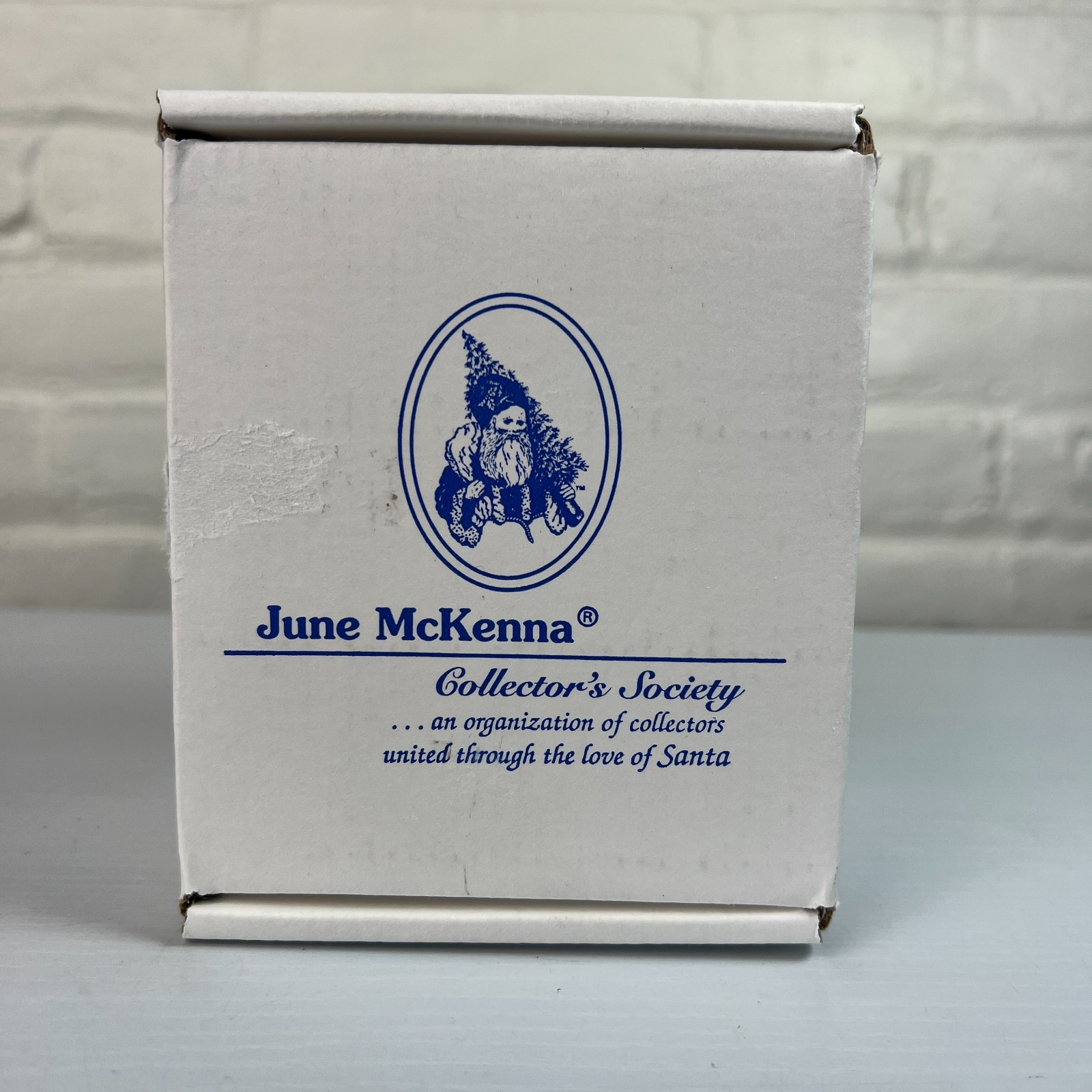 June McKenna The Toy Maker 1998 Collector’s Society Santa Mug w Original Box