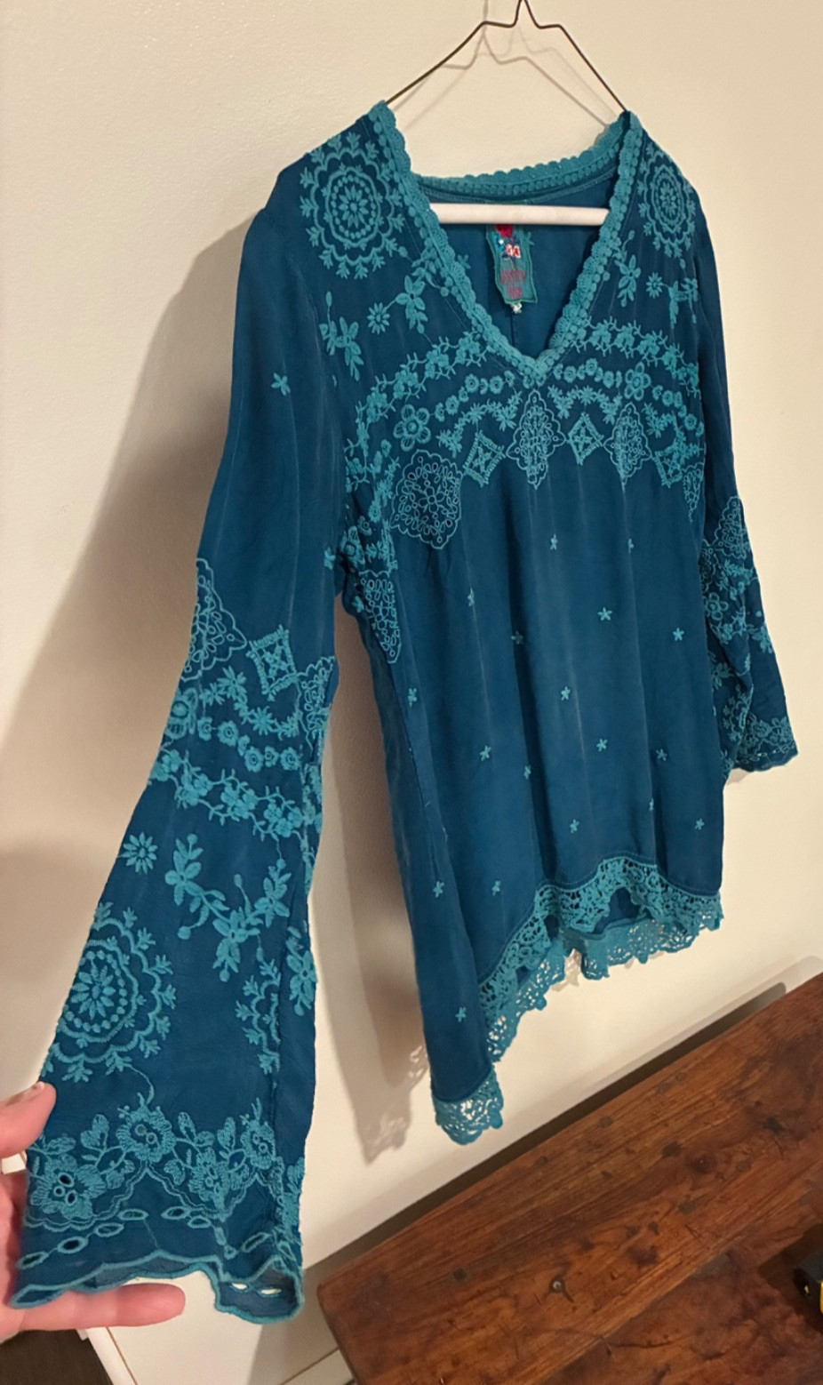 Johnny Was Small Blue Embroidered Boho lightweight top Johnny Was Small Blue Embroidered Boho lightweight top